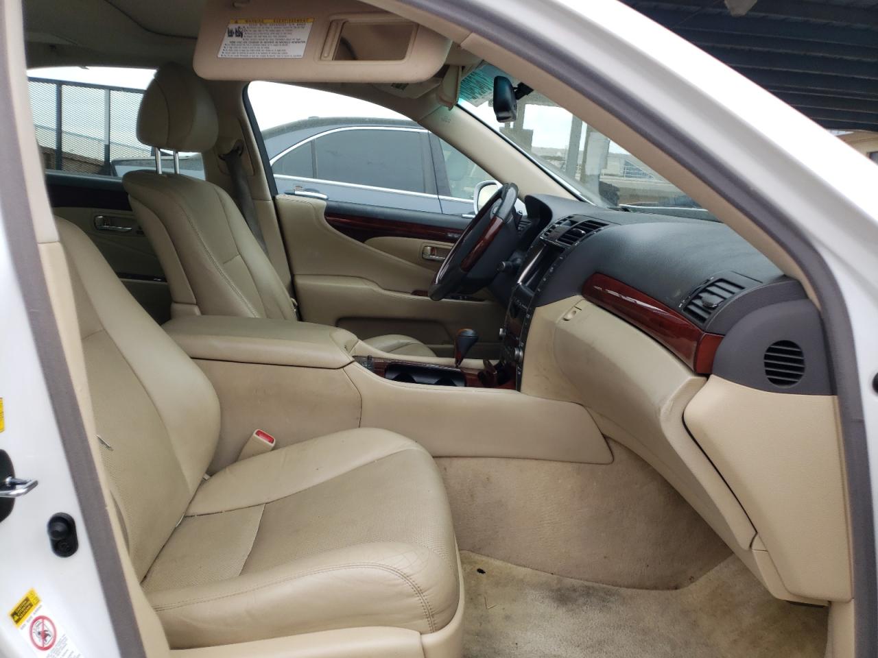 Photo 5 from auction – 2008 LEXUS LS 460 with VIN JTHBL46F885065632