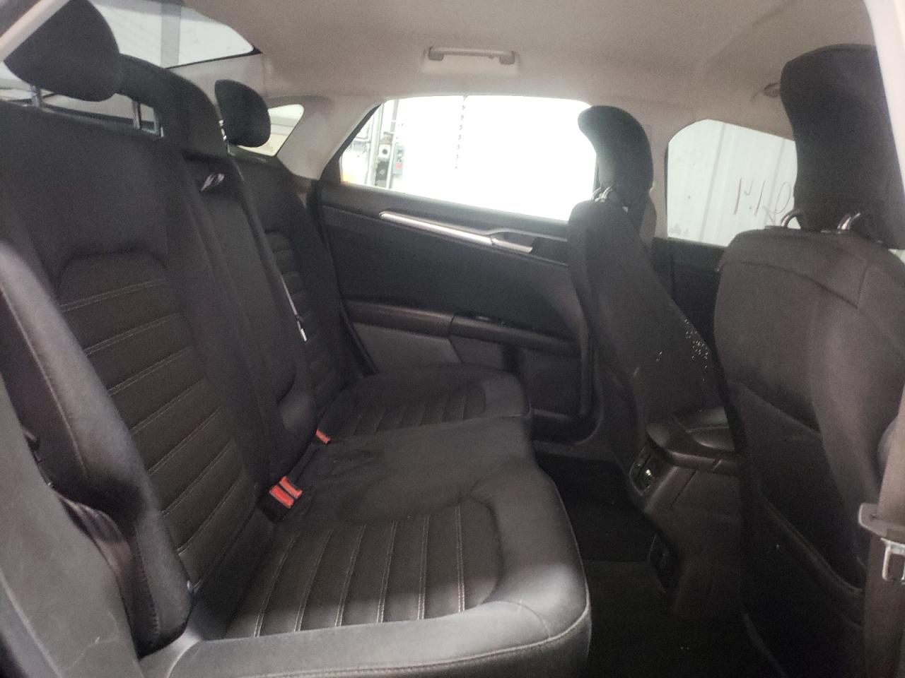 Photo 6 from auction – 2013 FORD FUSION SE with VIN 3FA6P0H75DR179946