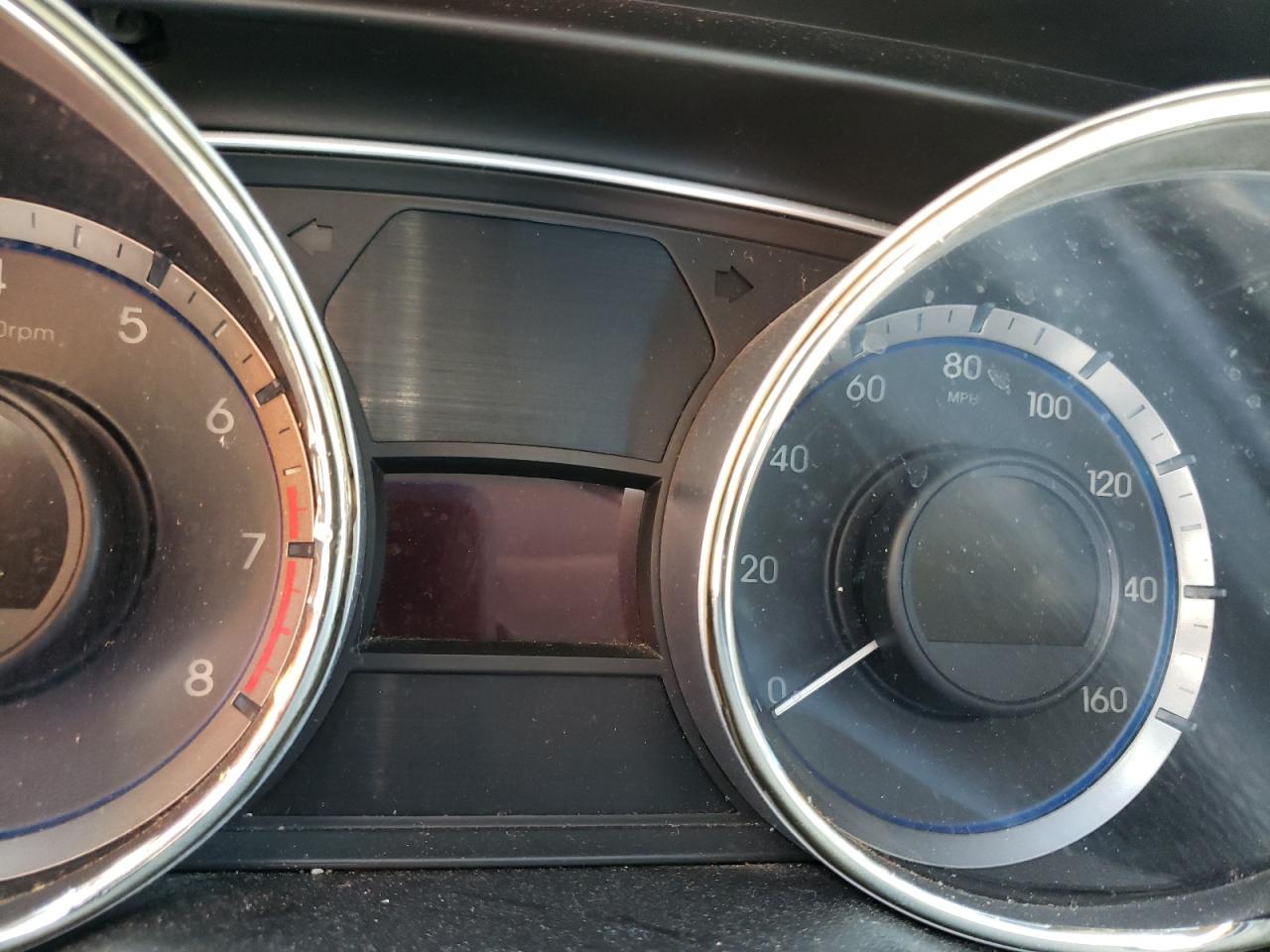 Photo 8 from auction – 2013 HYUNDAI SONATA SE with VIN 5NPEC4AB2DH732224