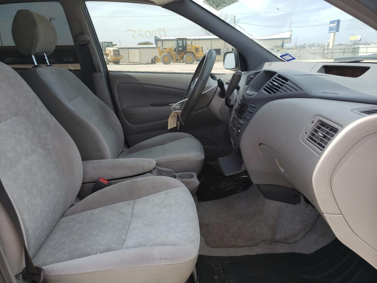 Photo 5 from auction – 2001 TOYOTA PRIUS with VIN JT2BK18U710019459