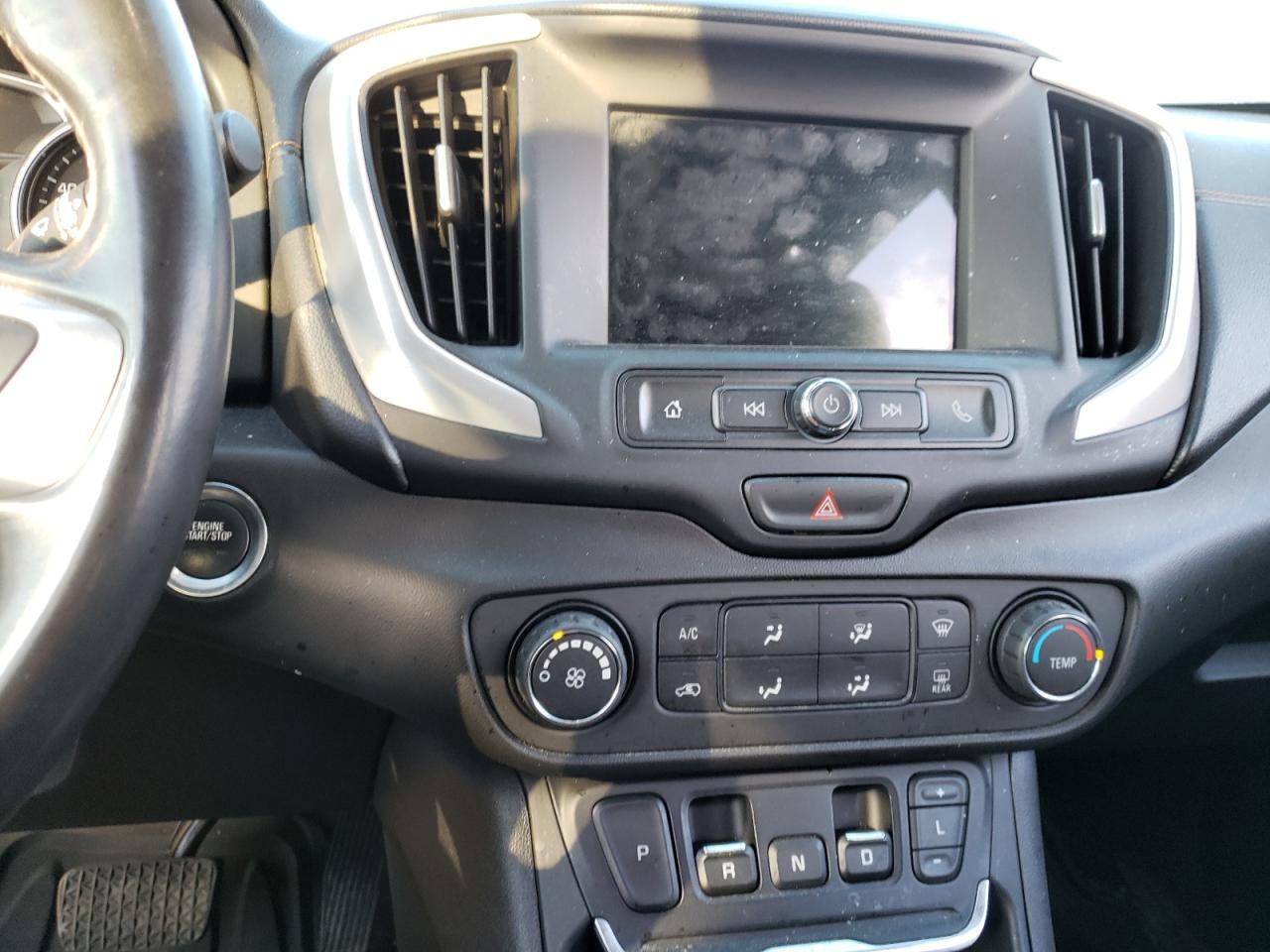 Photo 9 from auction – 2019 GMC TERRAIN SL with VIN 3GKALTEVXKL202226
