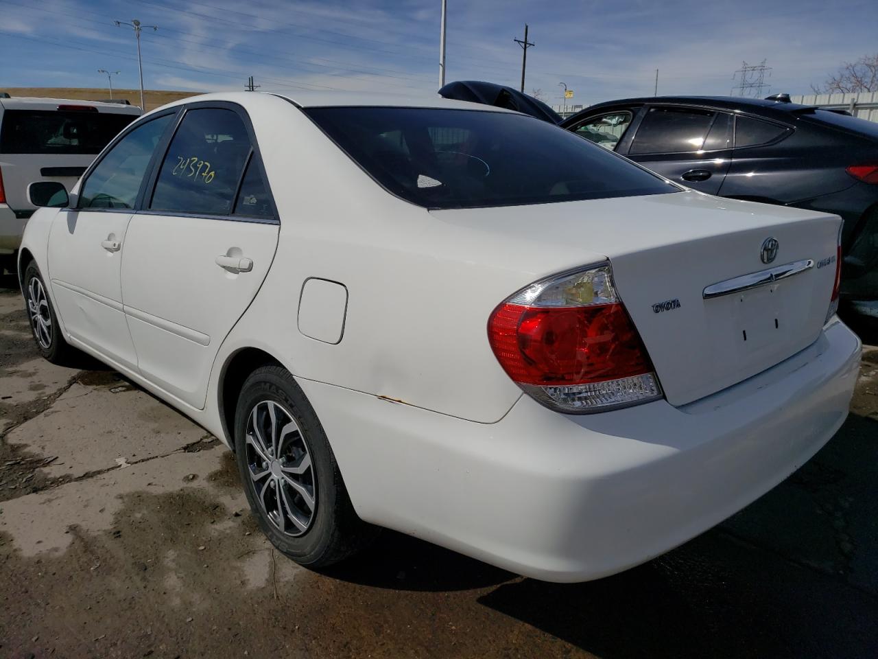 Photo 3 from auction – 2005 TOYOTA CAMRY LE with VIN 4T1BE30K75U386019