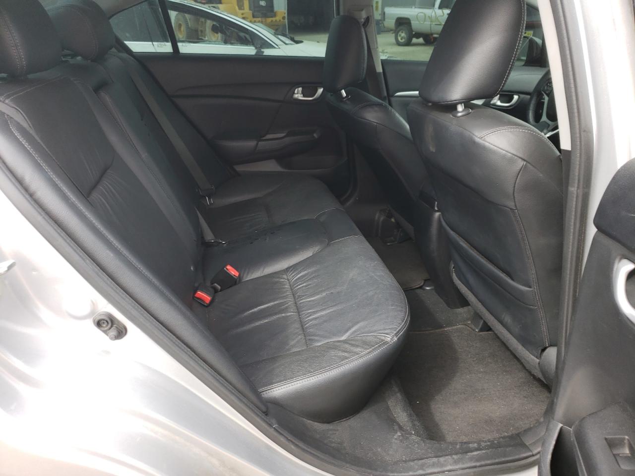 Photo 6 from auction – 2015 HONDA CIVIC EXL with VIN 19XFB2F91FE011157