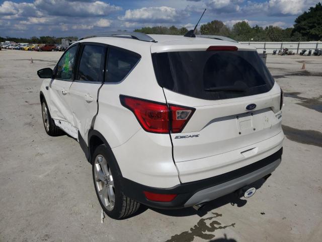 Photo 3 from auction – 2019 FORD ESCAPE TIT with VIN 1FMCU9J95KUC42423