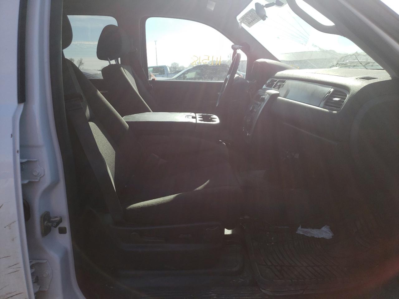 Photo 5 from auction – 2014 CHEVROLET TAHOE SPEC with VIN 1GNSK2E00ER196295