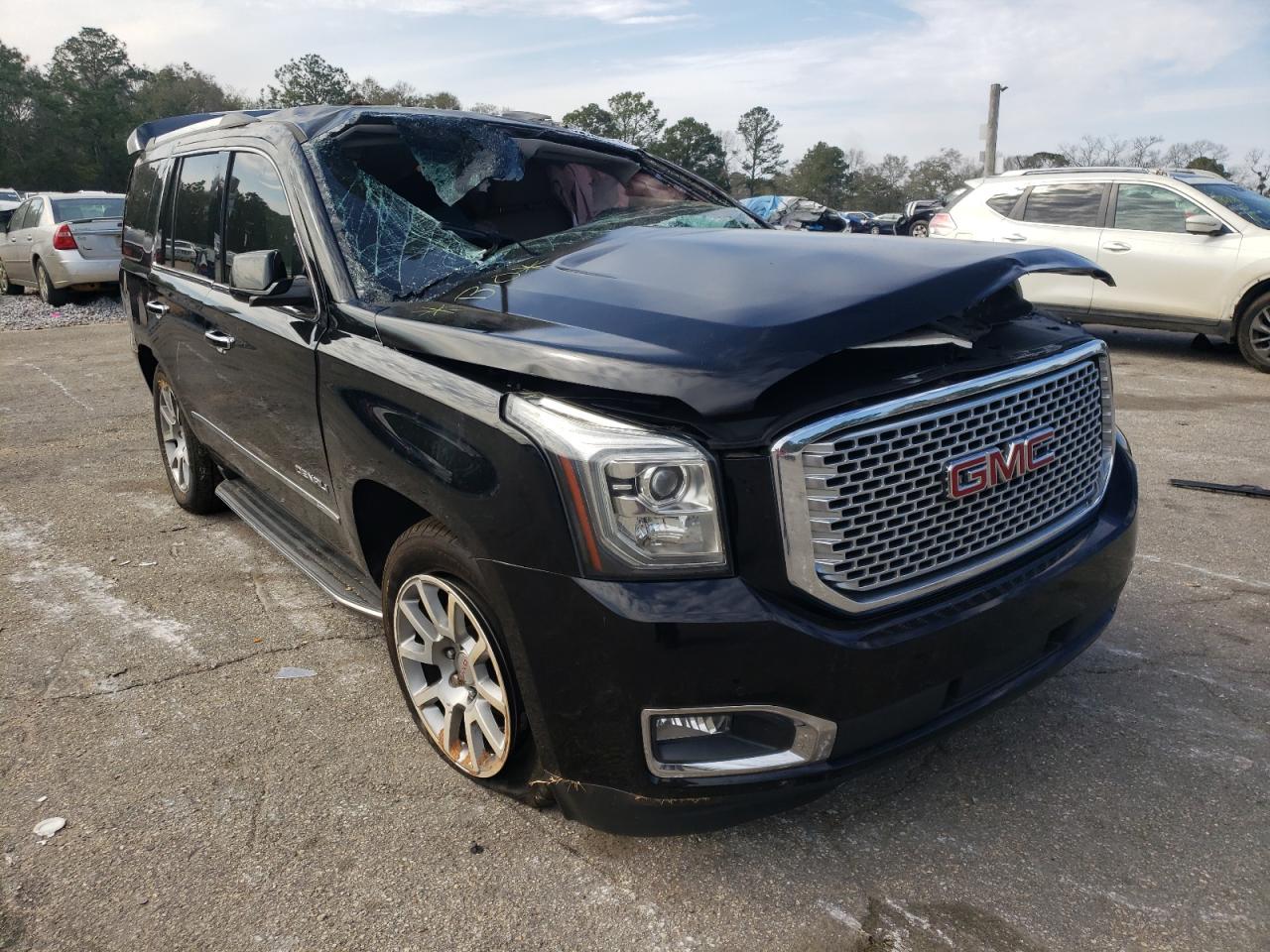 GMC YUKON 2016 with VIN 1GKS1CKJ7GR126282 - Photo from auction