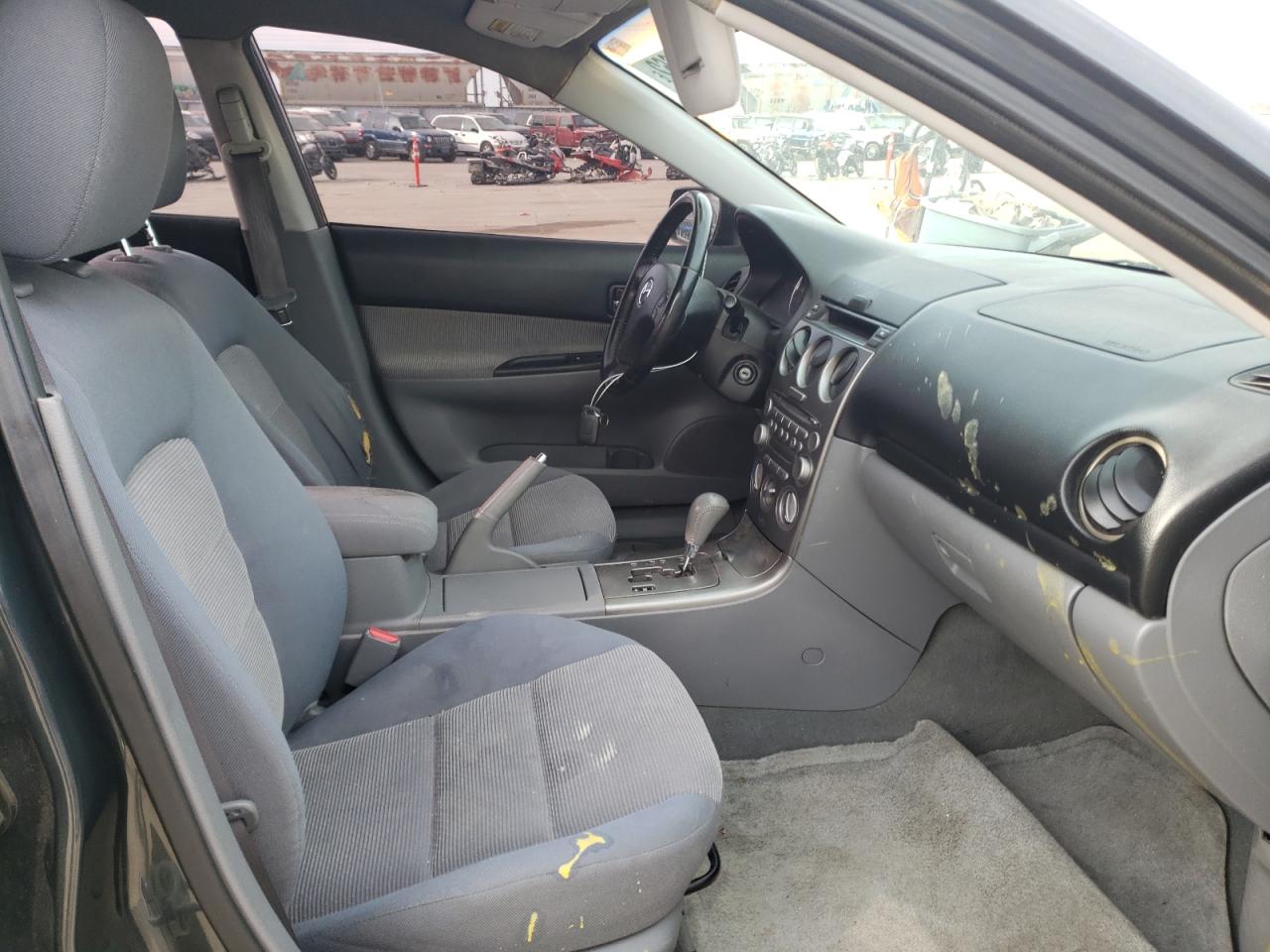 Photo 5 from auction – 2005 MAZDA 6 I with VIN 1YVFP80C955M76606