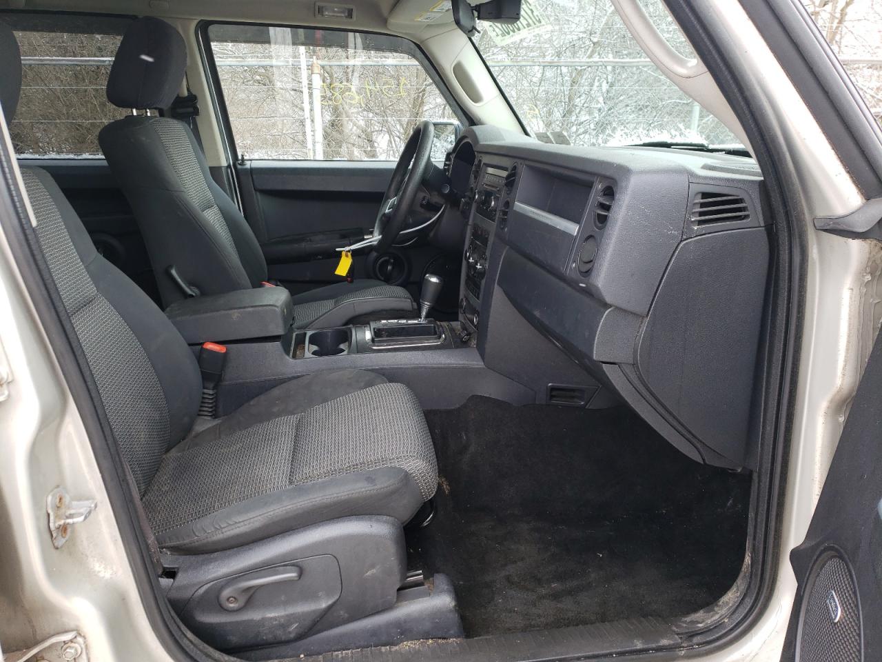 Photo 5 from auction – 2008 JEEP COMMANDER with VIN 1J8HG48K18C154778