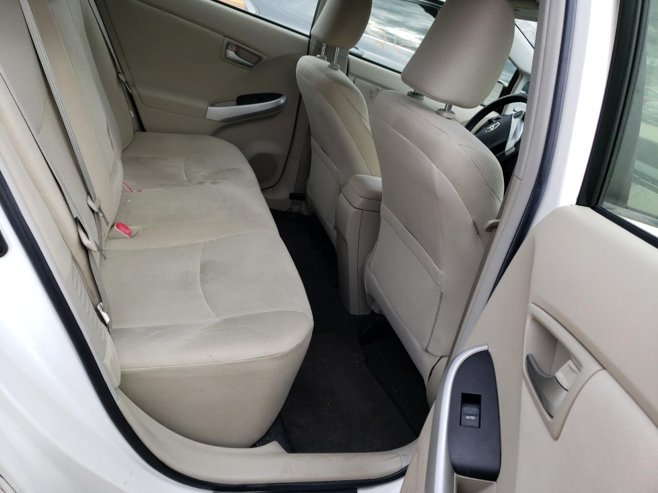 Photo 6 from auction – 2012 TOYOTA PRIUS with VIN JTDKN3DU4C5486831