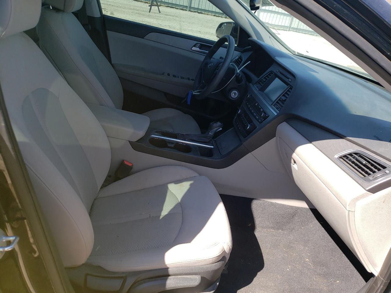 Photo 5 from auction – 2016 HYUNDAI SONATA SE with VIN 5NPE24AF6GH291014