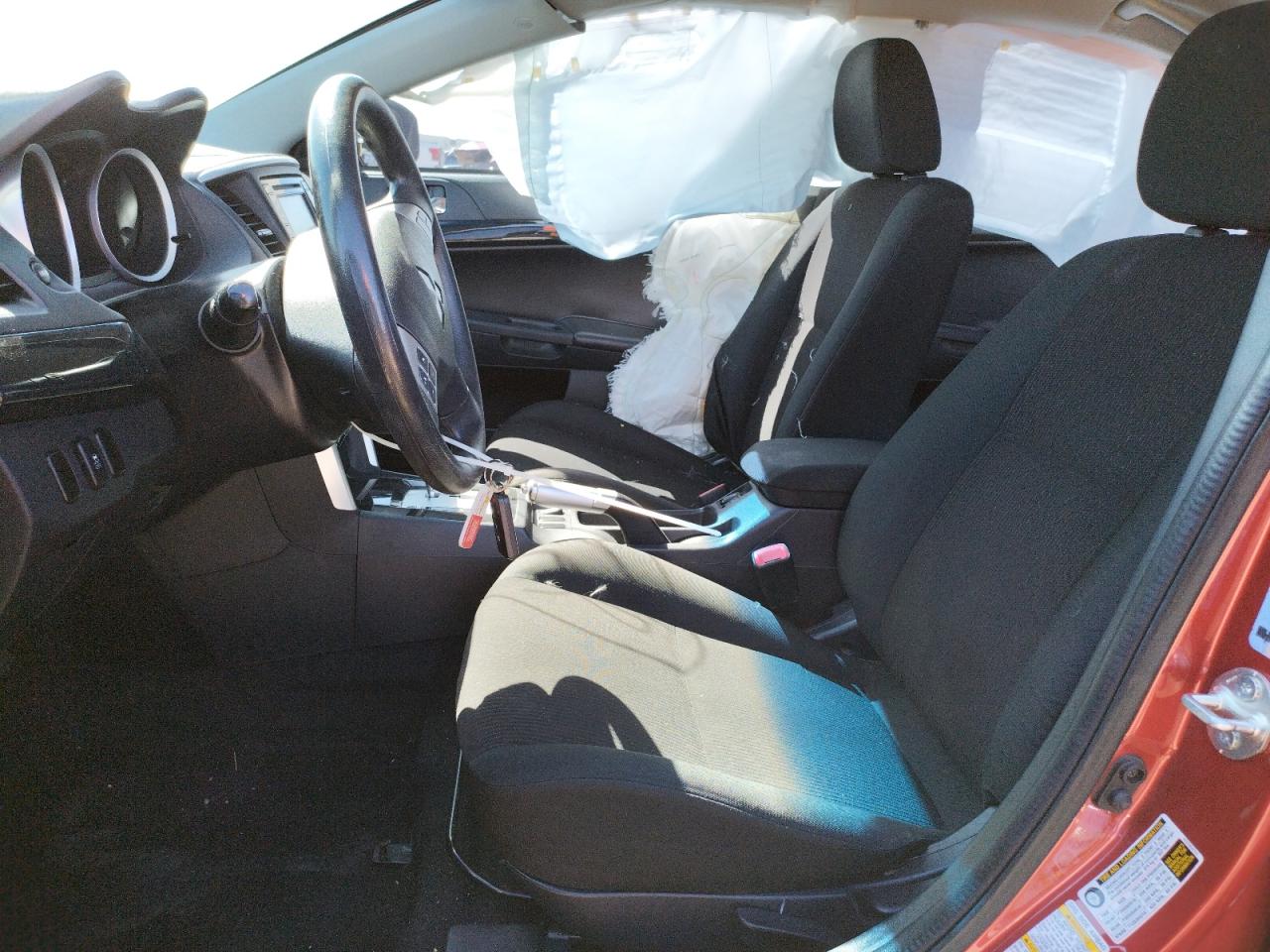 Photo 5 from auction – 2016 MITSUBISHI LANCER ES with VIN JA32V2FW6GU009322