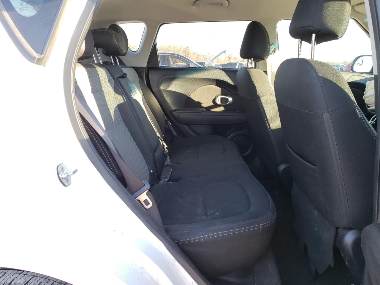 Photo 6 from auction – 2018 KIA SOUL + with VIN KNDJP3A54J7623044