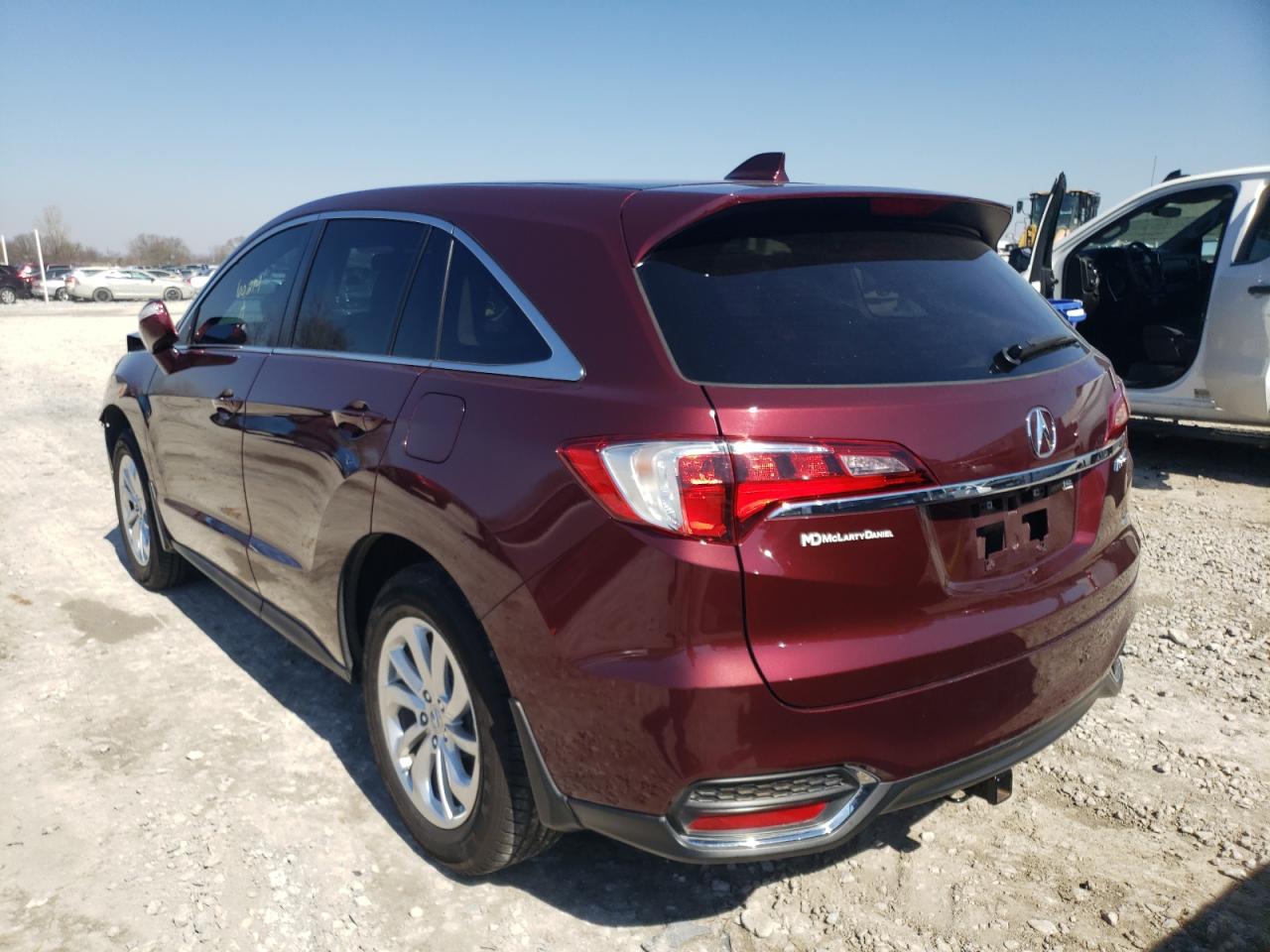 Photo 3 from auction – 2017 ACURA RDX TECHNO with VIN 5J8TB4H50HL014832