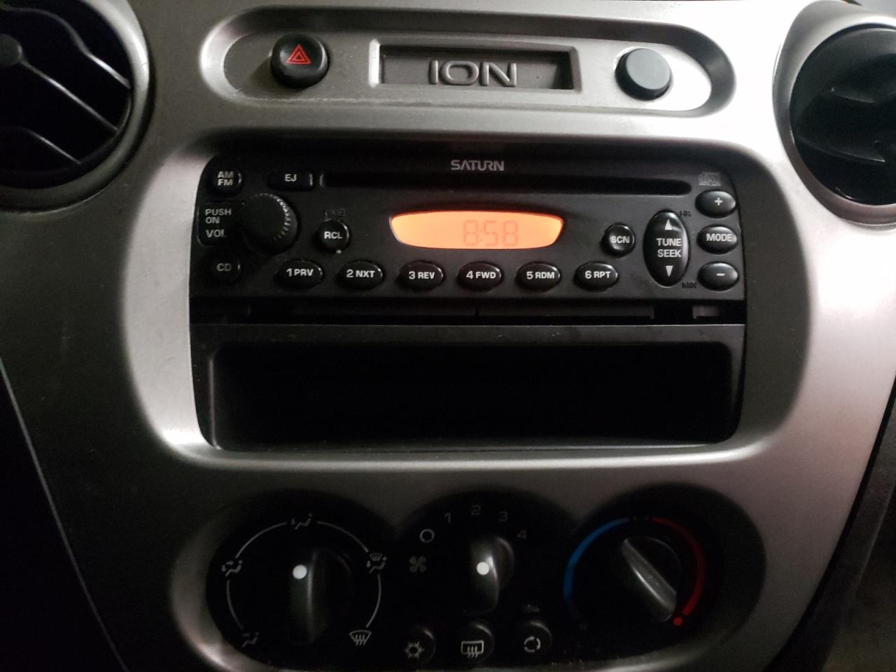 Photo 9 from auction – 2004 SATURN ION LEVEL with VIN 1G8AN12F64Z165351