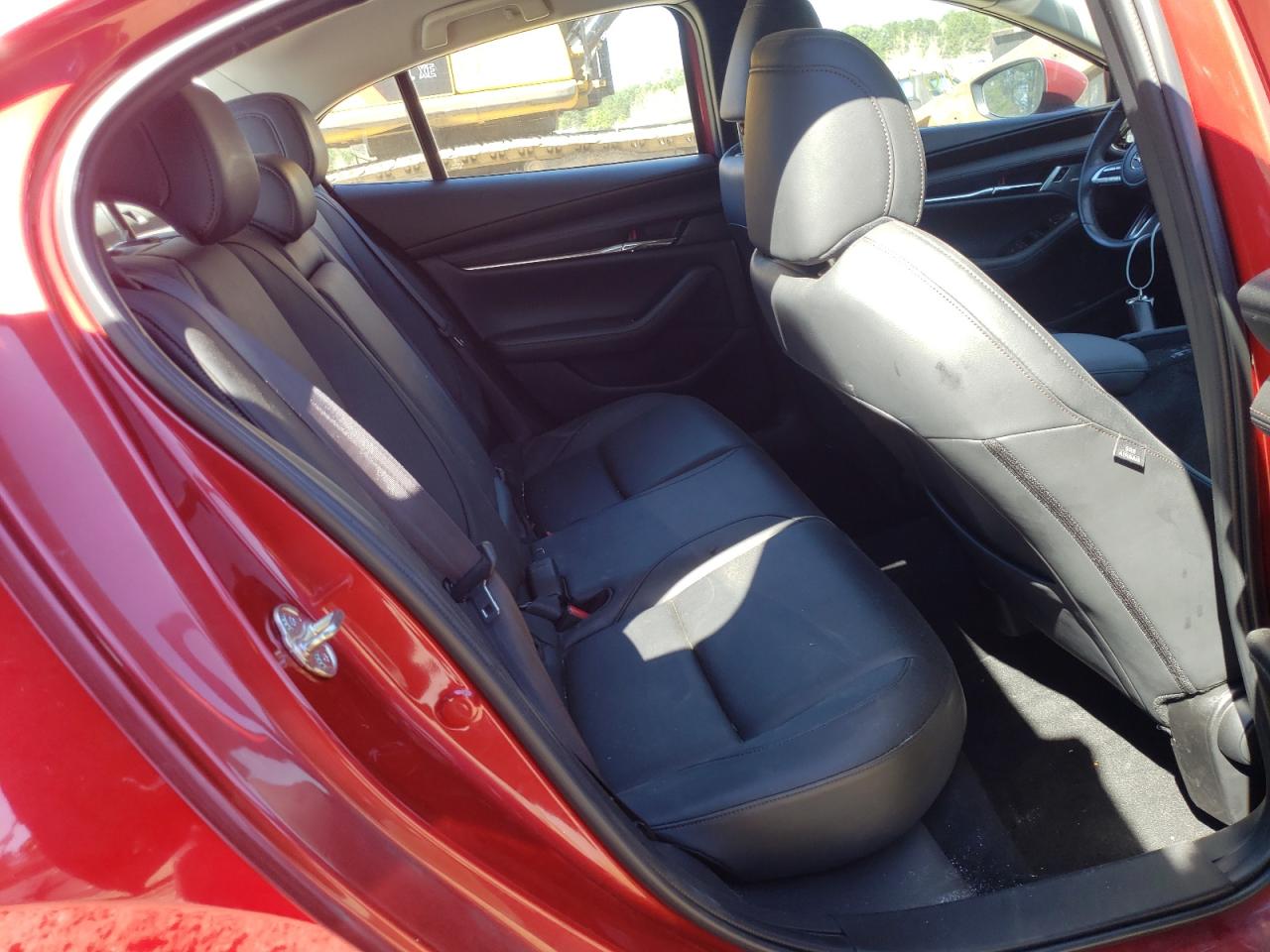Photo 6 from auction – 2019 MAZDA 3 PREFERRE with VIN JM1BPACL4K1106321