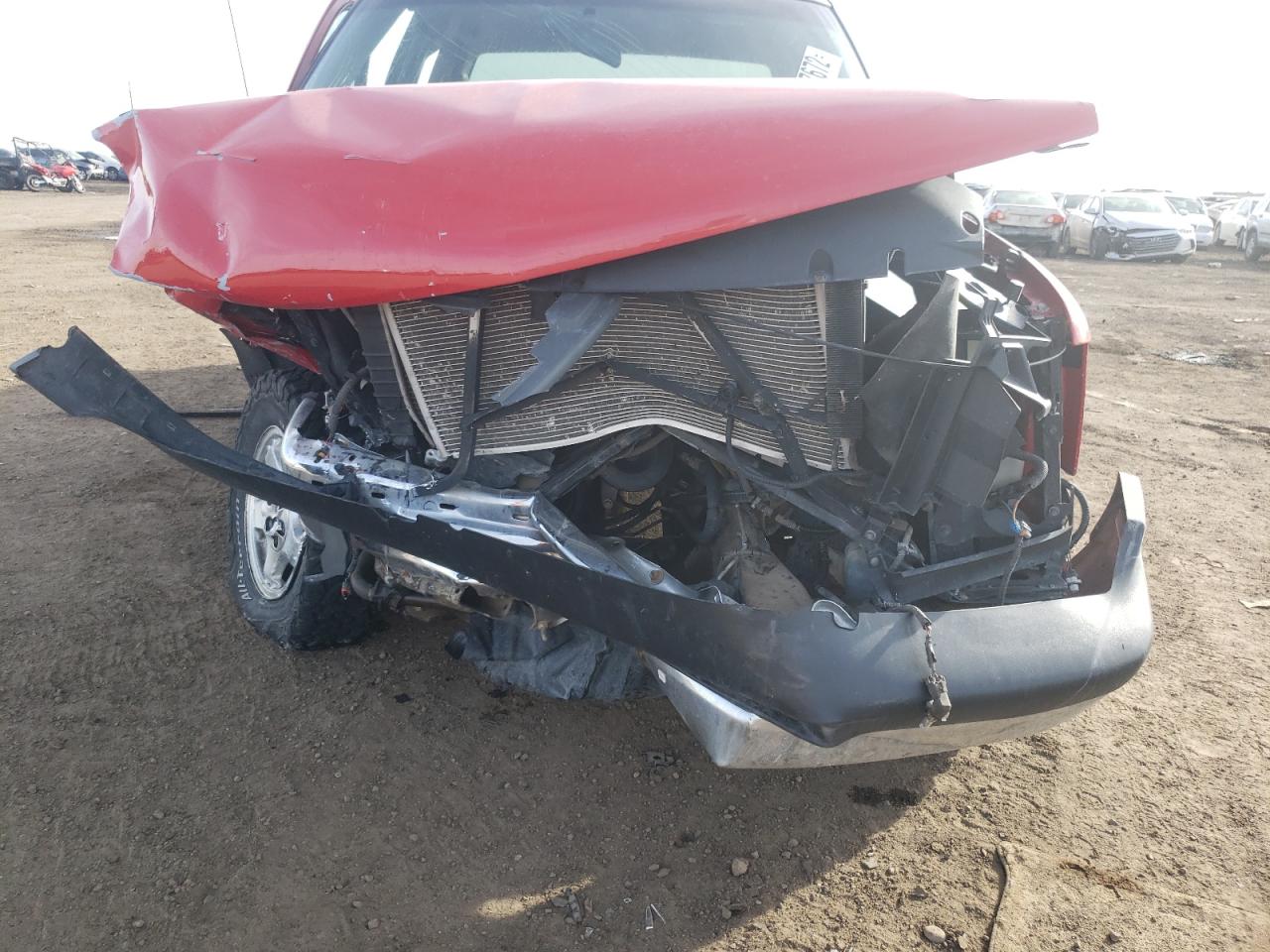 Photo 9 from auction – 2000 CHEVROLET SILVERADO with VIN 2GCEC19T6Y1131109