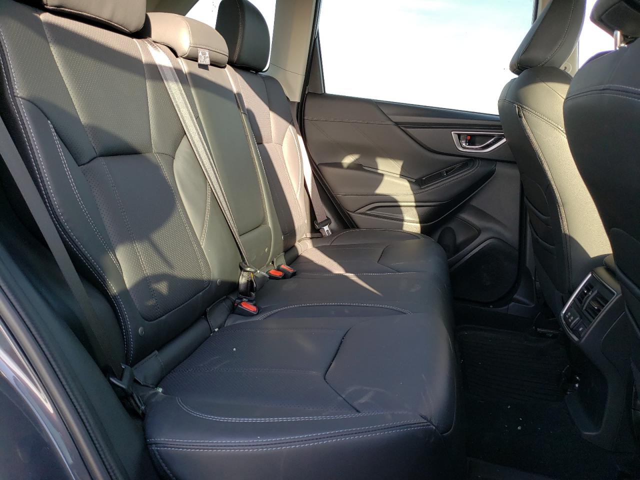 Photo 6 from auction – 2021 SUBARU FORESTER T with VIN JF2SKAXC9MH581306