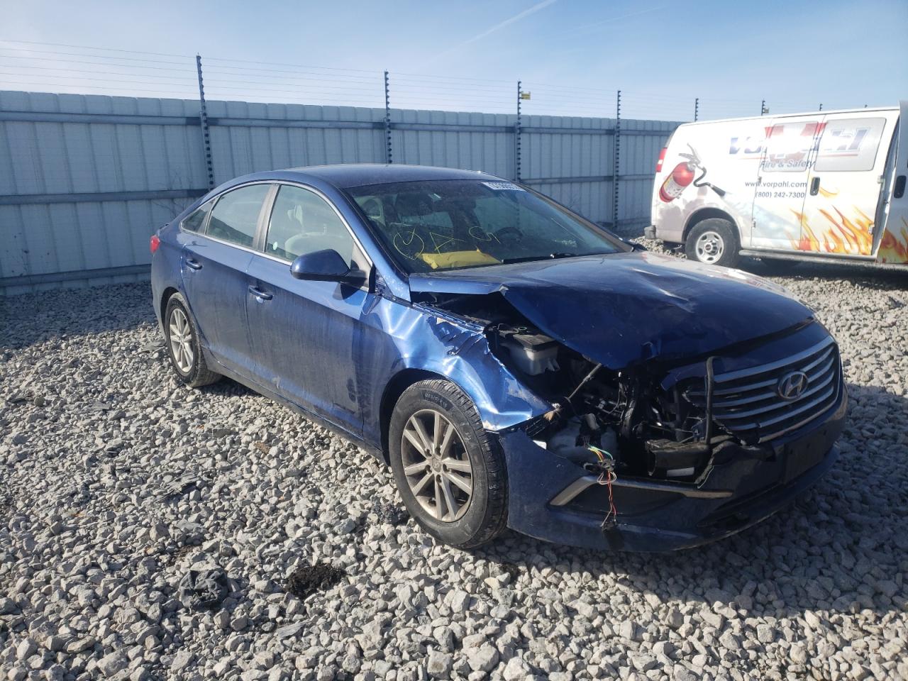 HYUNDAI SONATA SE 2017 with VIN 5NPE24AF2HH547036 - Photo from auction