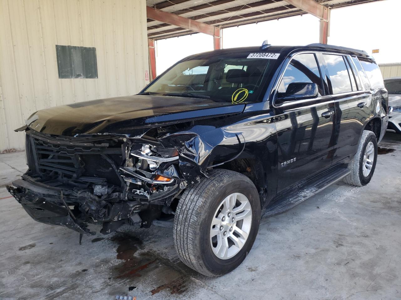 Photo 2 from auction – 2017 CHEVROLET TAHOE C150 with VIN 1GNSCBKC1HR233287