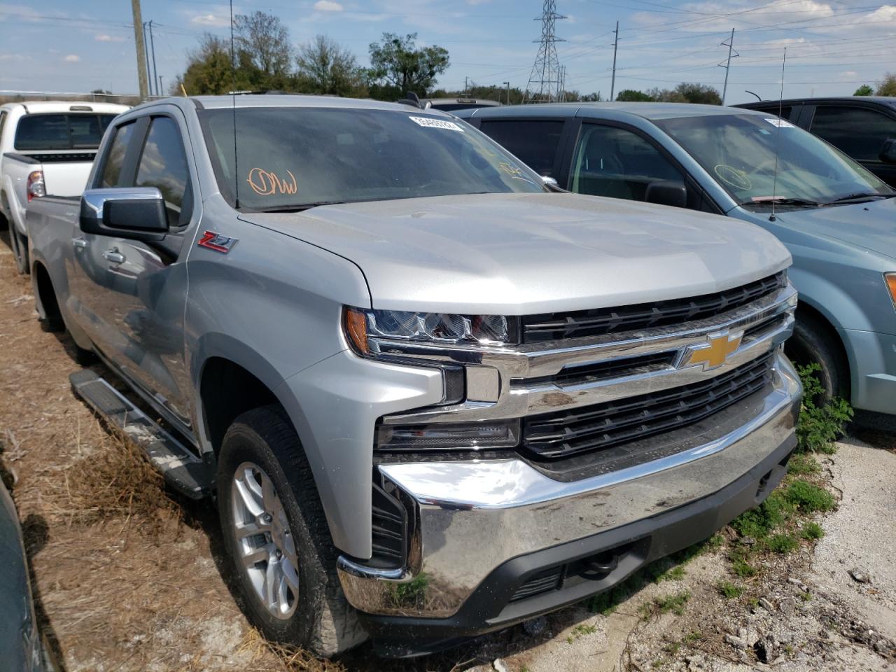 CHEVROLET SILVERADO 2019 with VIN 1GCRYDED0KZ314846 - Photo from auction