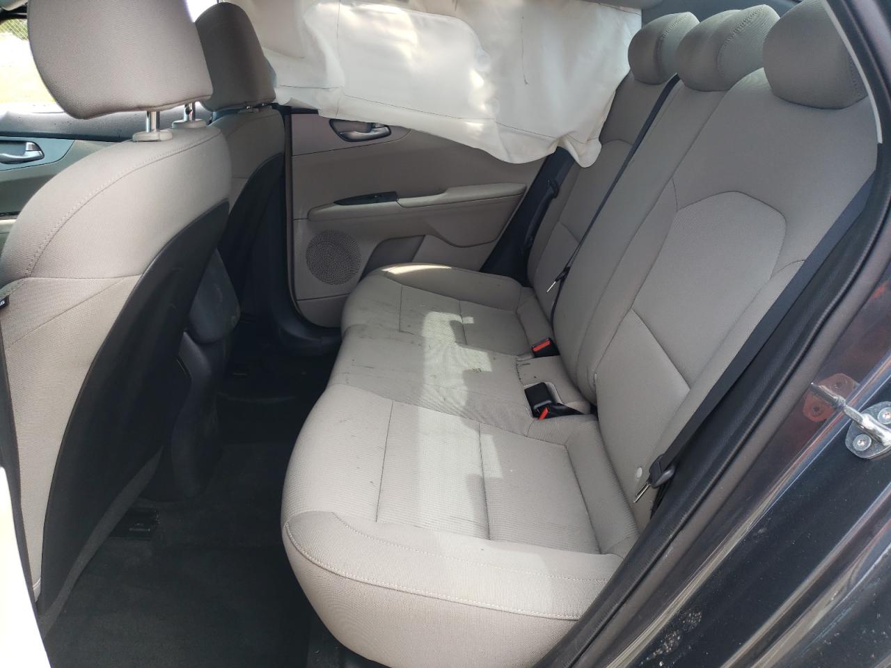 Photo 6 from auction – 2021 KIA FORTE FE with VIN 3KPF24AD0ME390723