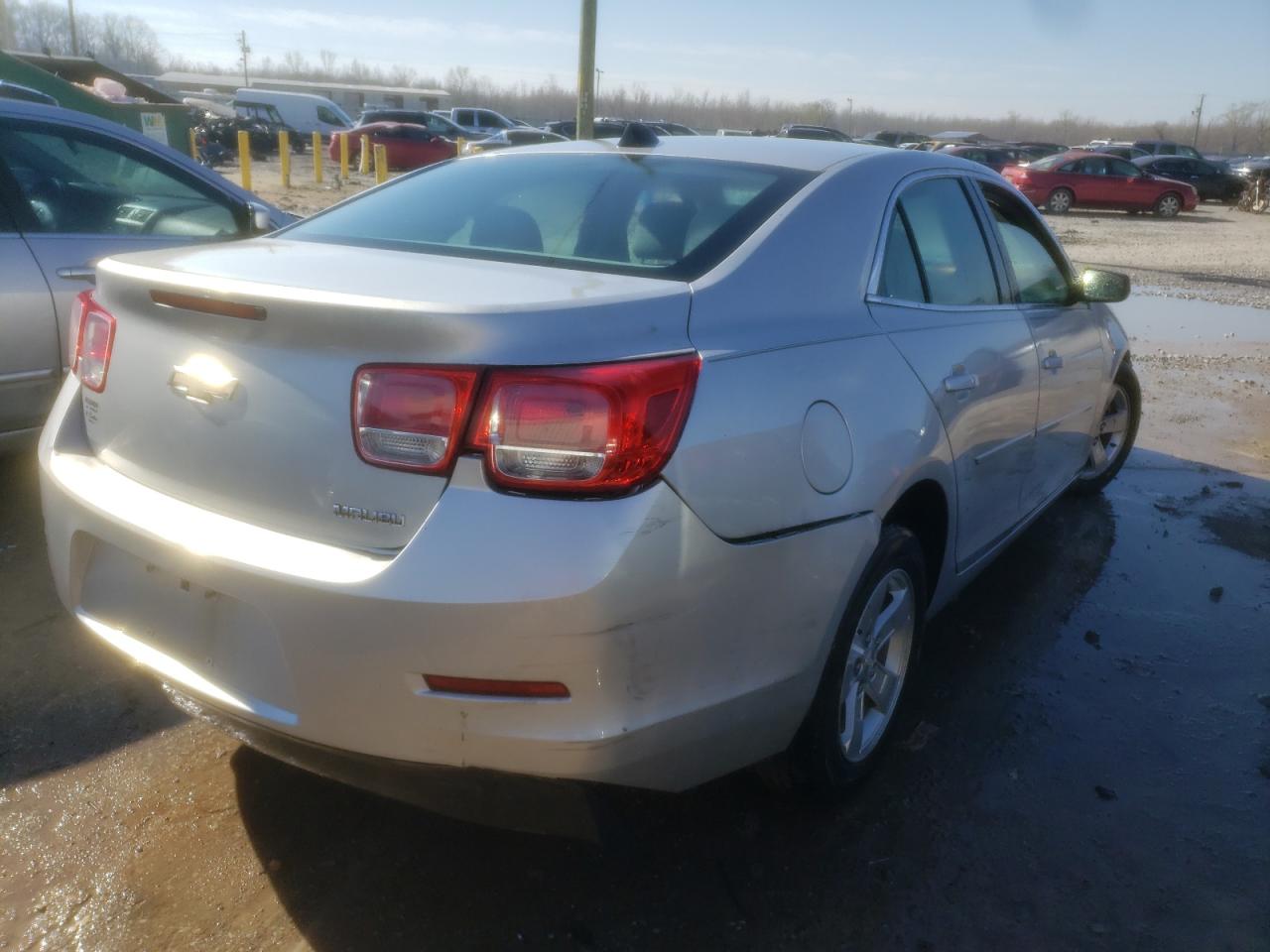 Photo 4 from auction – 2013 CHEVROLET MALIBU LS with VIN 1G11B5SA7DF300051