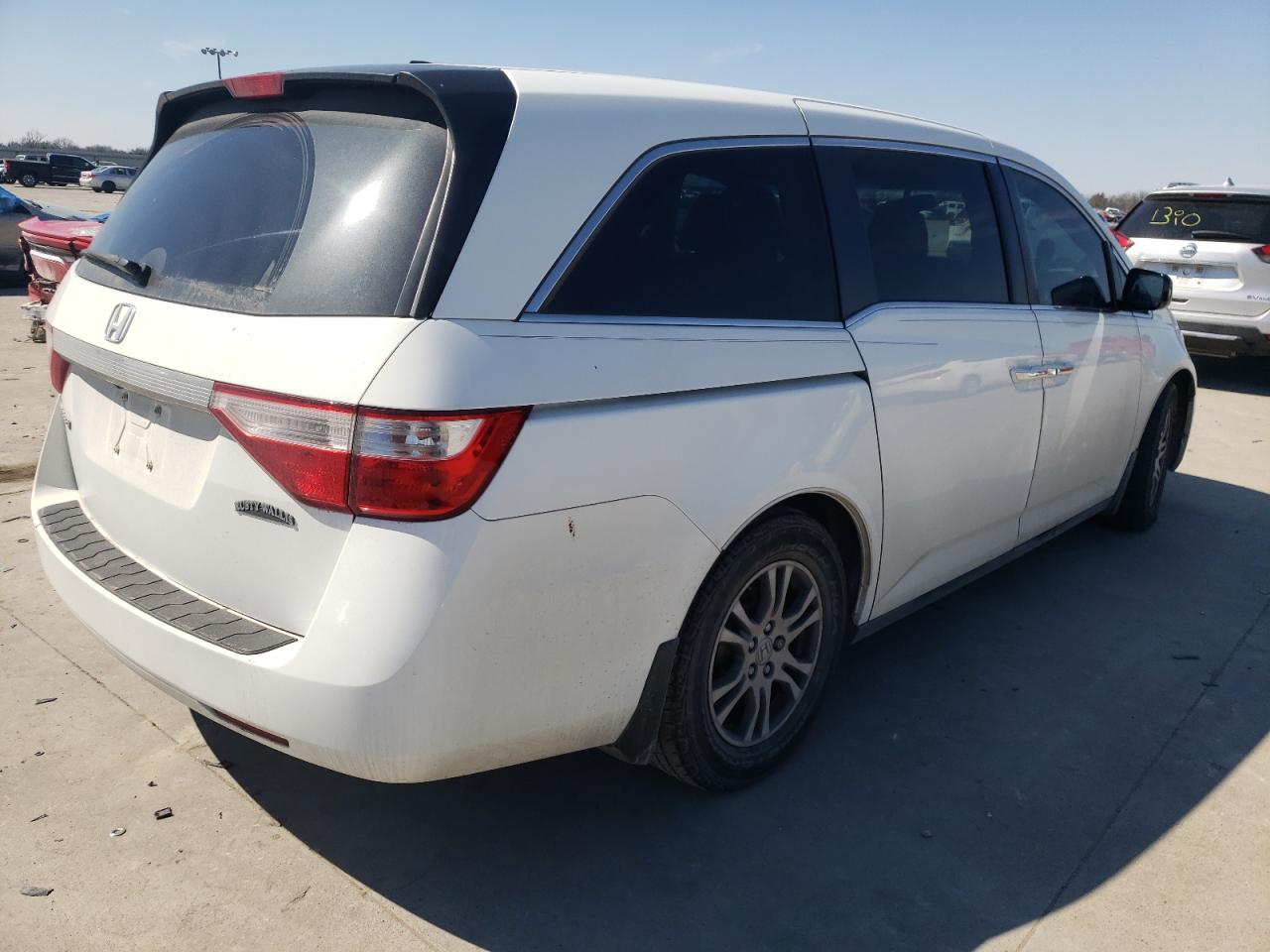 Photo 4 from auction – 2011 HONDA ODYSSEY EX with VIN 5FNRL5H60BB071692