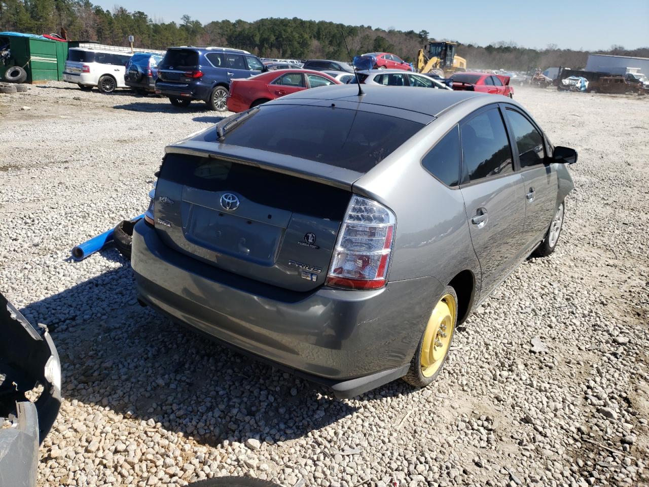 Photo 4 from auction – 2004 TOYOTA PRIUS with VIN JTDKB20U440060841