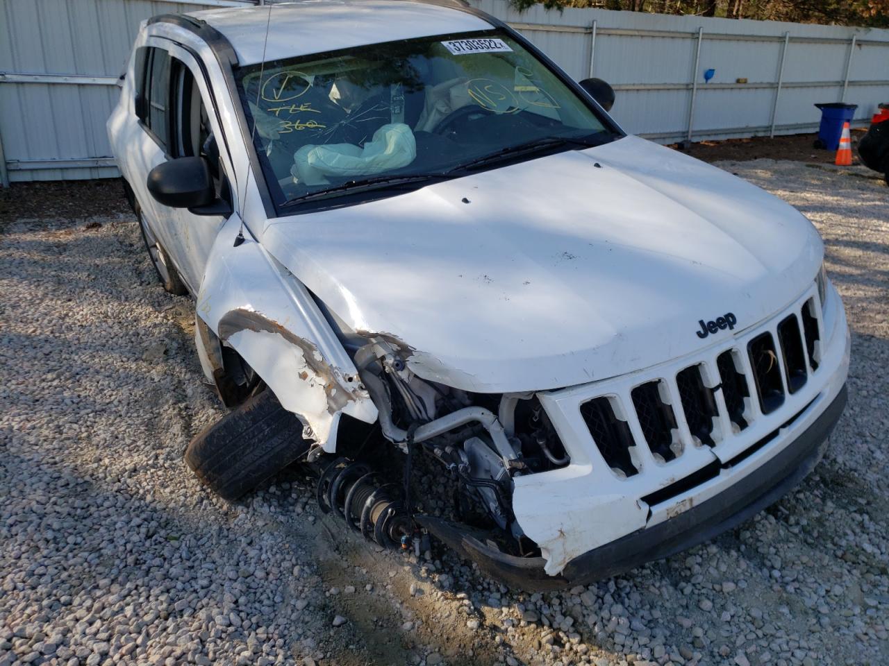 Photo 9 from auction – 2015 JEEP COMPASS SP with VIN 1C4NJCBA6FD178622