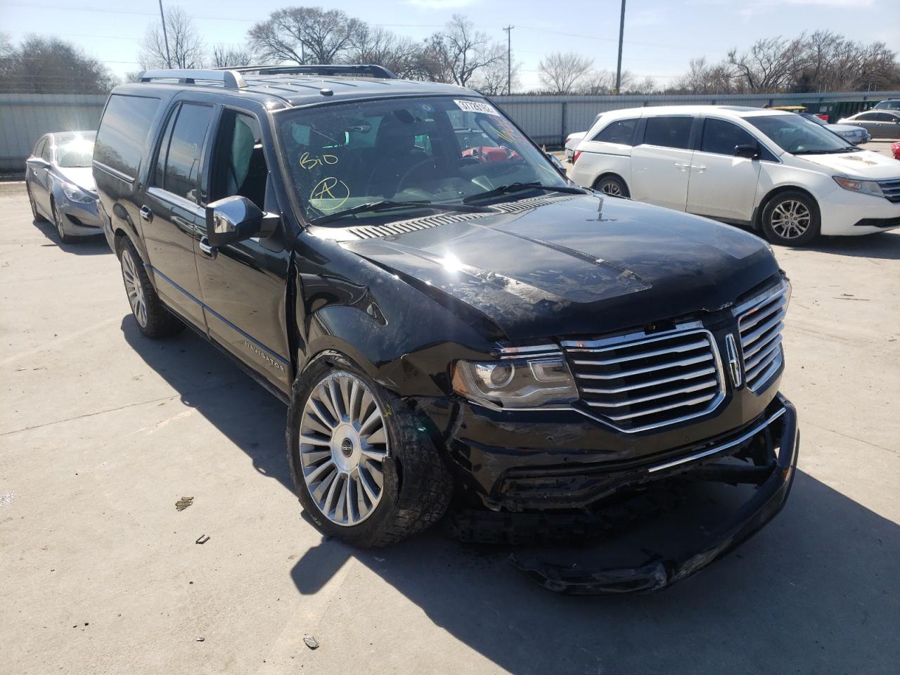 LINCOLN NAVIGATOR 2017 with VIN 5LMJJ3LT9HEL11104 - Photo from auction
