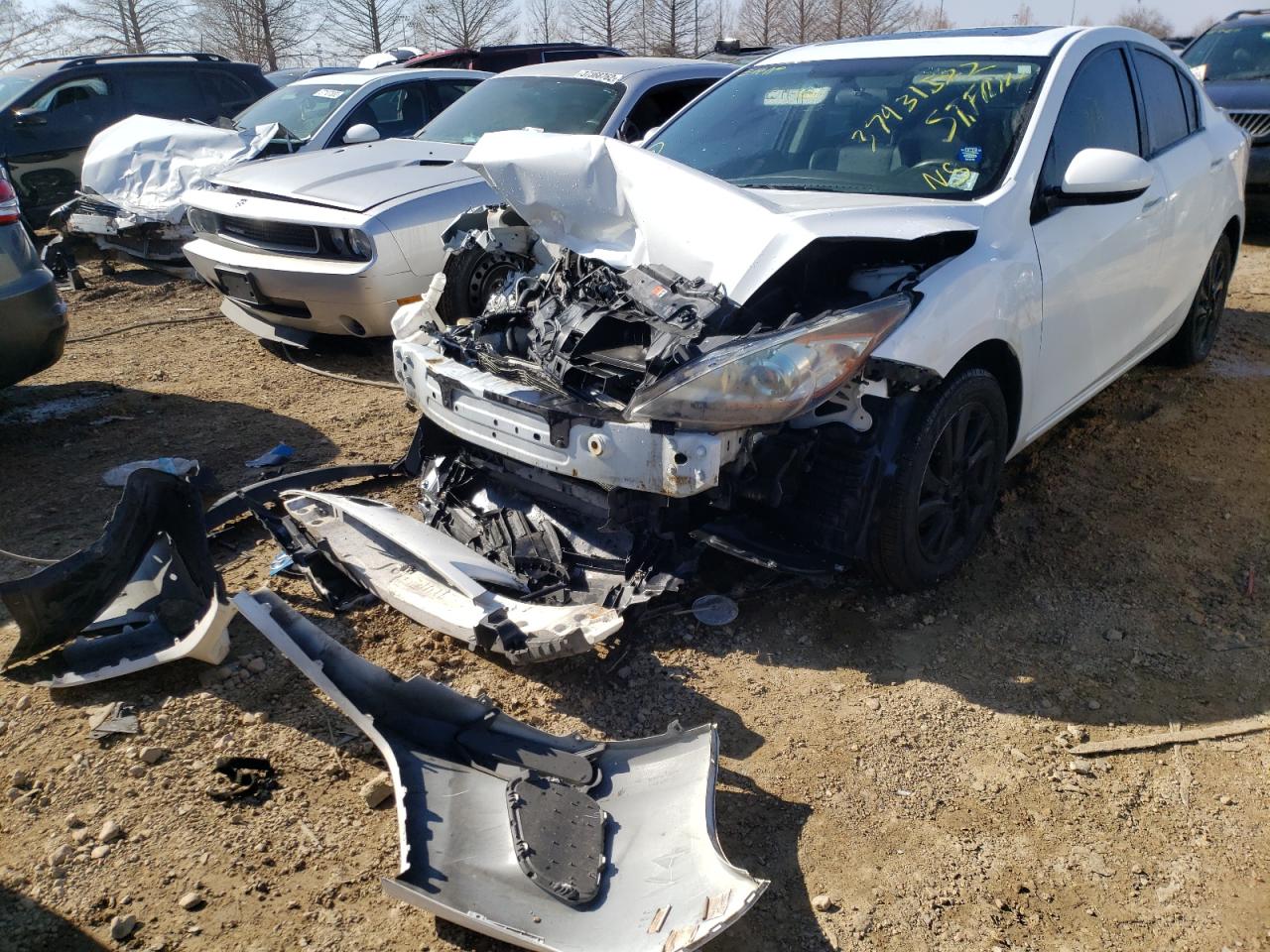 Photo 2 from auction – 2012 MAZDA 3 I with VIN JM1BL1W73C1677150