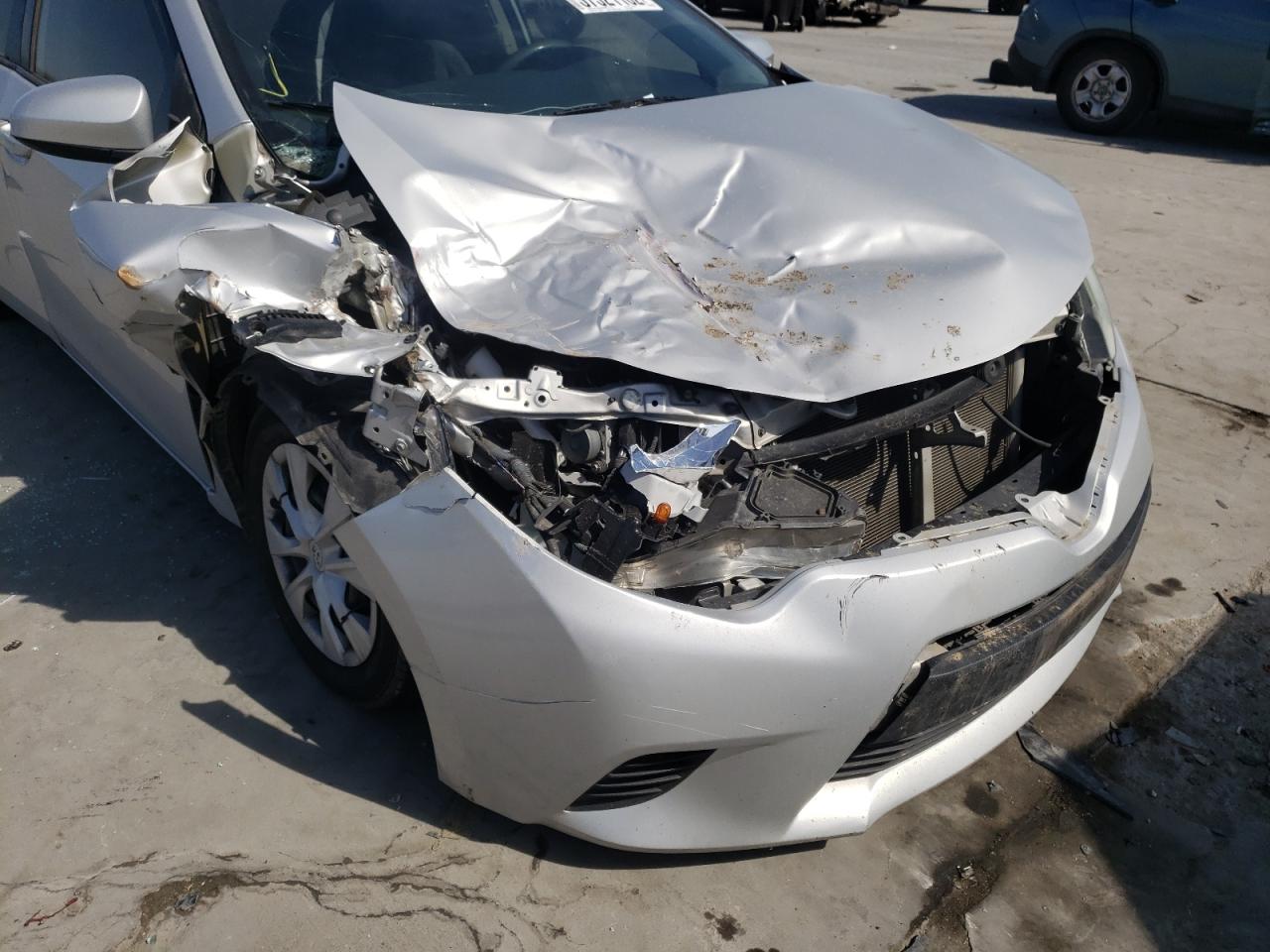 Photo 9 from auction – 2014 TOYOTA COROLLA L with VIN 5YFBURHE1EP169698