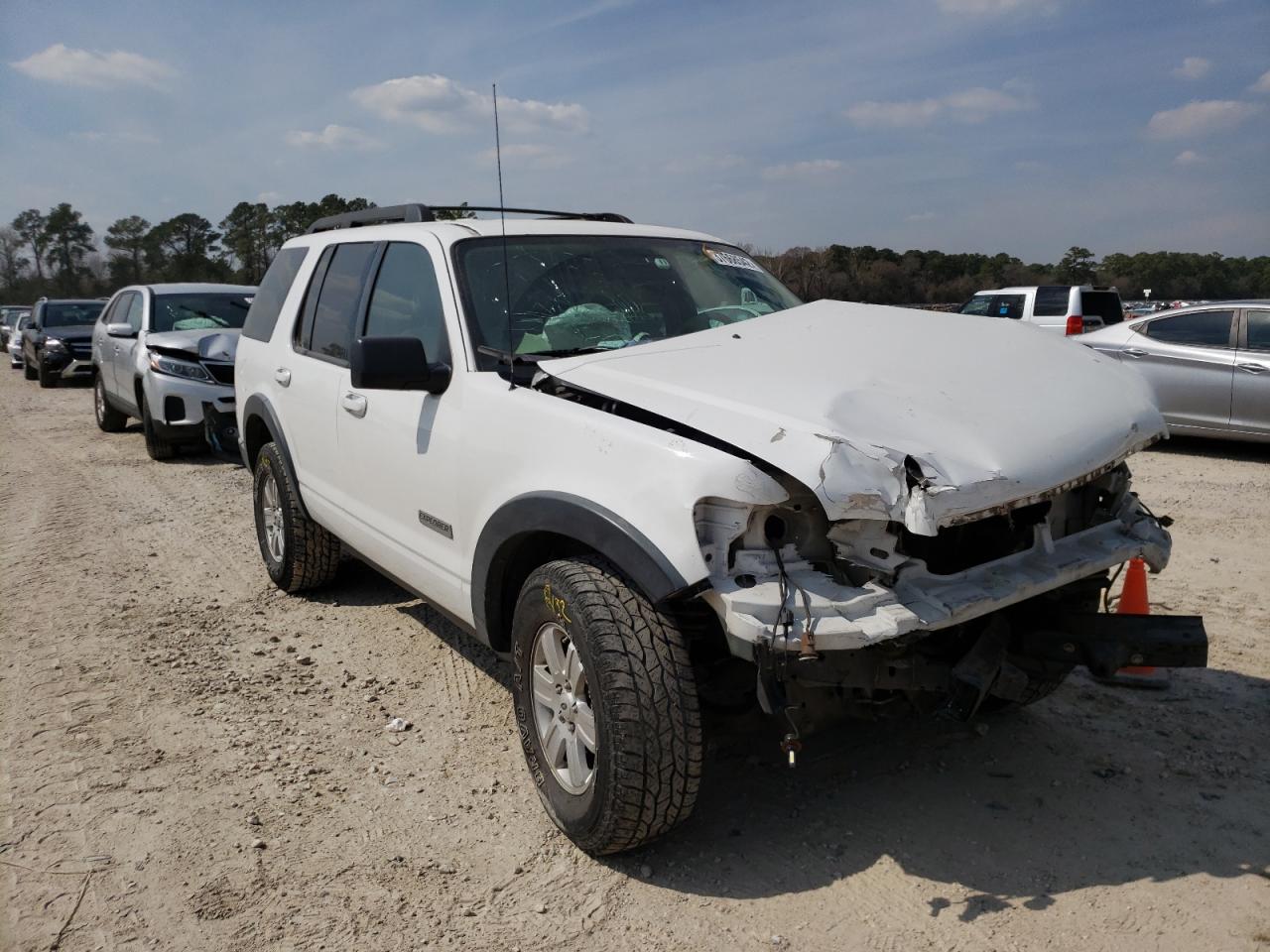 FORD EXPLORER X 2007 with VIN 1FMEU63E47UA34204 - Photo from auction