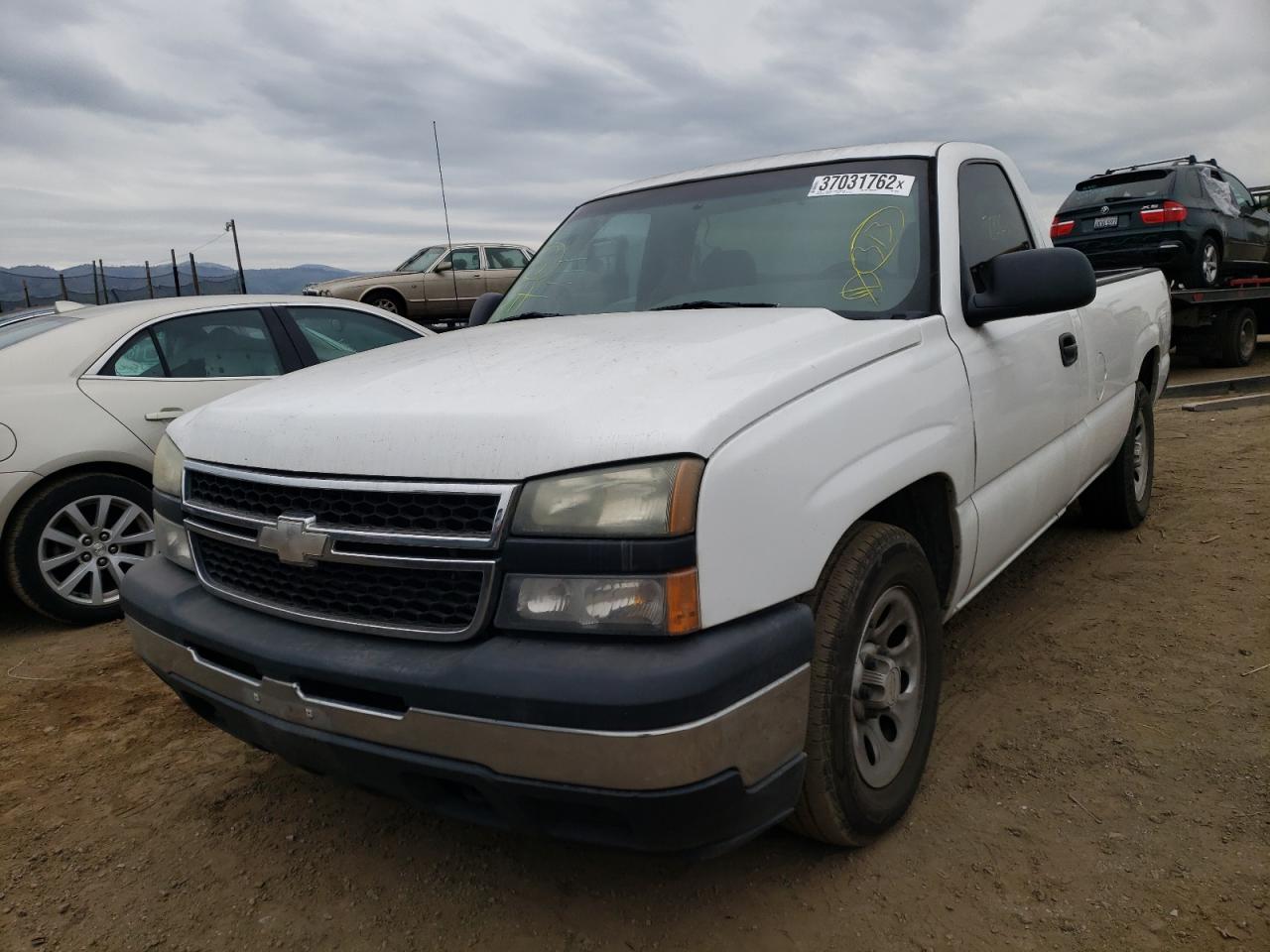 Photo 2 from auction – 2006 CHEVROLET SILVERADO with VIN 1GCEC14X16Z120680