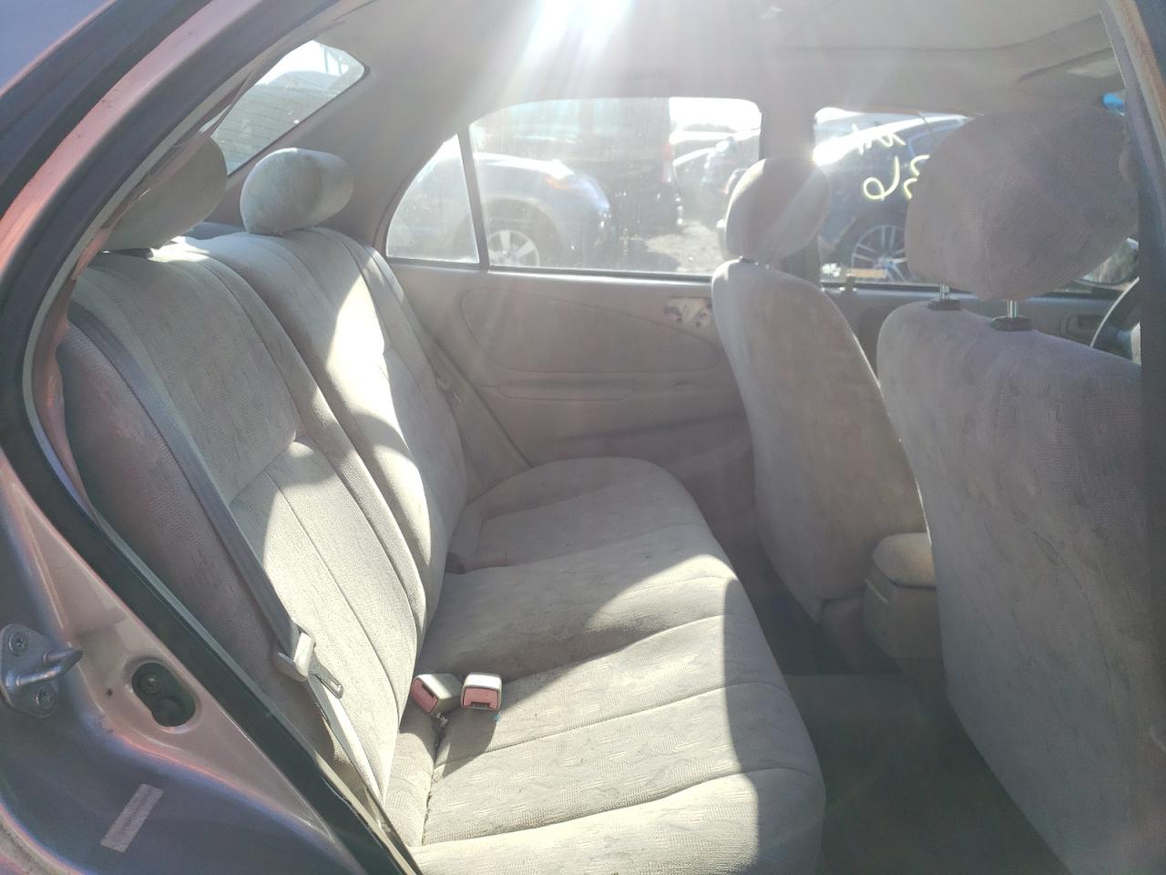 Photo 6 from auction – 2000 TOYOTA COROLLA VE with VIN 2T1BR12E6YC359495