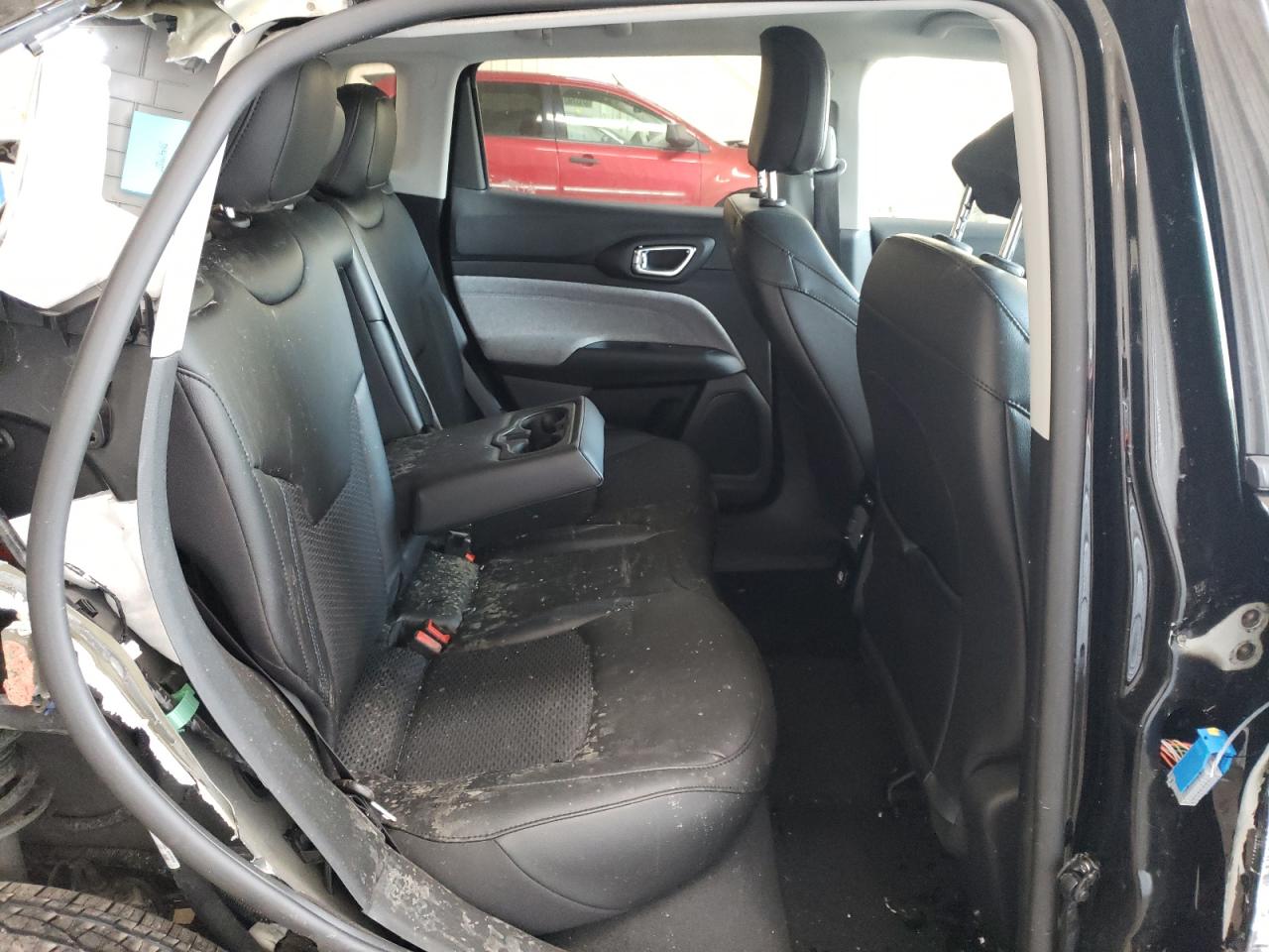 Photo 6 from auction – 2022 JEEP COMPASS LA with VIN 3C4NJCBBXNT137136