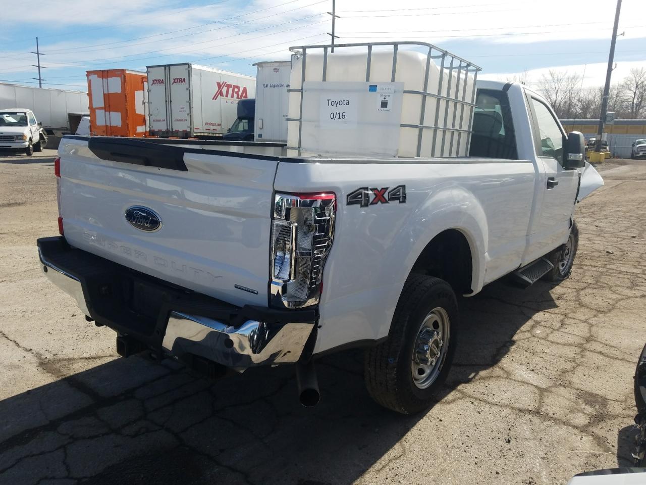 Photo 4 from auction – 2017 FORD F250 SUPER with VIN 1FTBF2B6XHEF20645