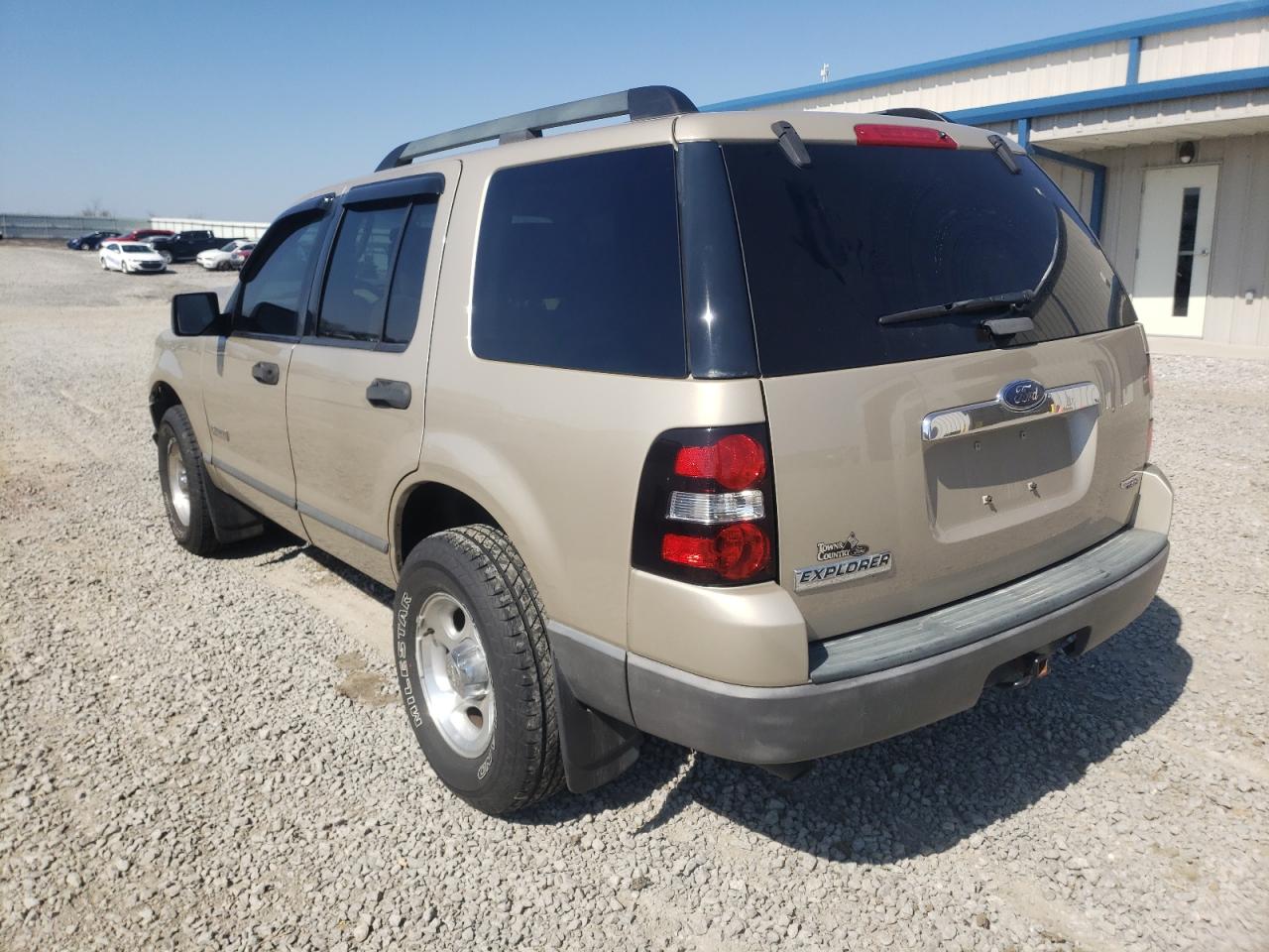 Photo 3 from auction – 2006 FORD EXPLORER X with VIN 1FMEU72E26UA24311