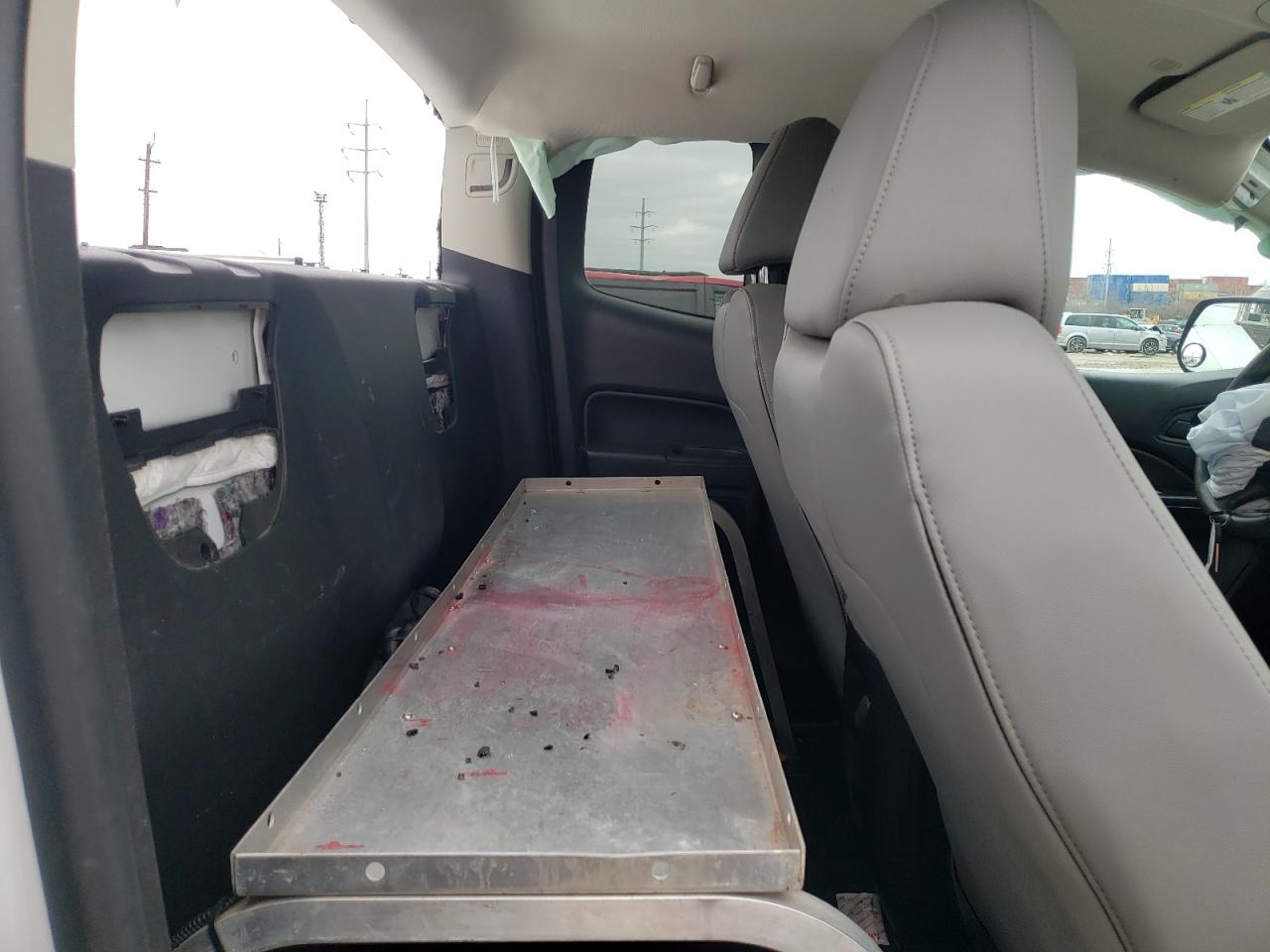 Photo 6 from auction – 2018 CHEVROLET COLORADO with VIN 1GCHSBEAXJ1147755
