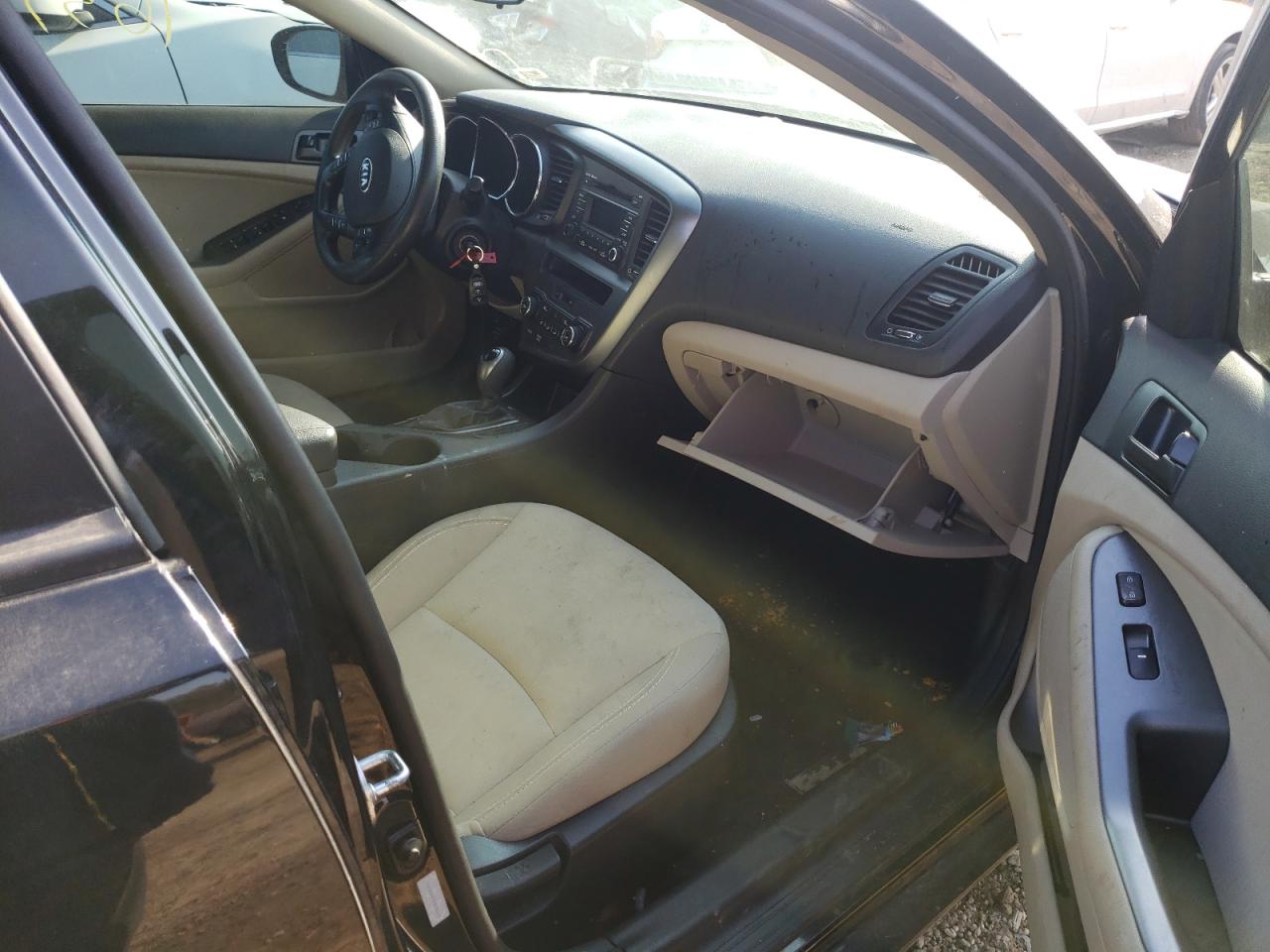 Photo 5 from auction – 2013 KIA OPTIMA LX with VIN 5XXGM4A70DG178615