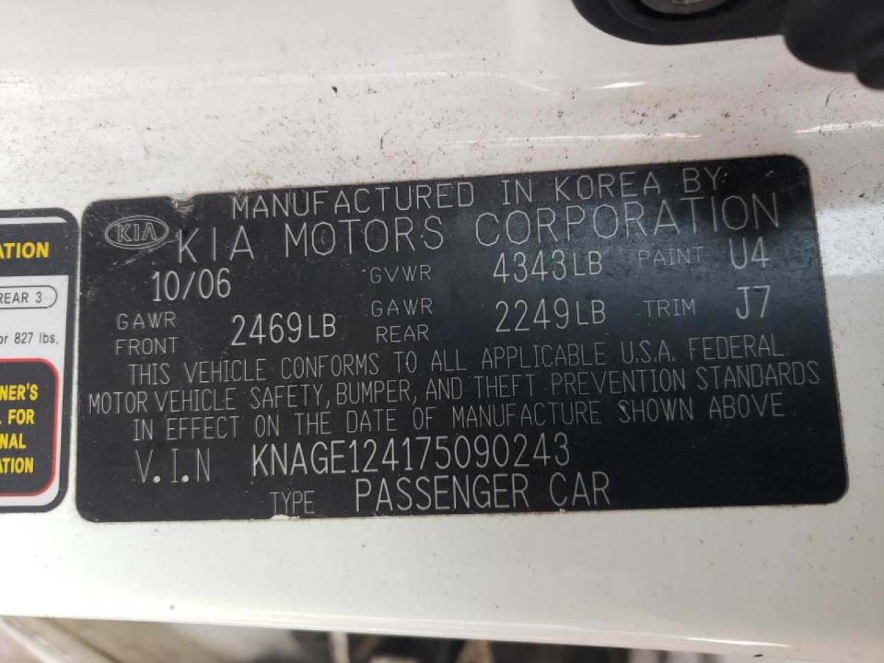 Photo 10 from auction – 2007 KIA OPTIMA LX with VIN KNAGE124175090243