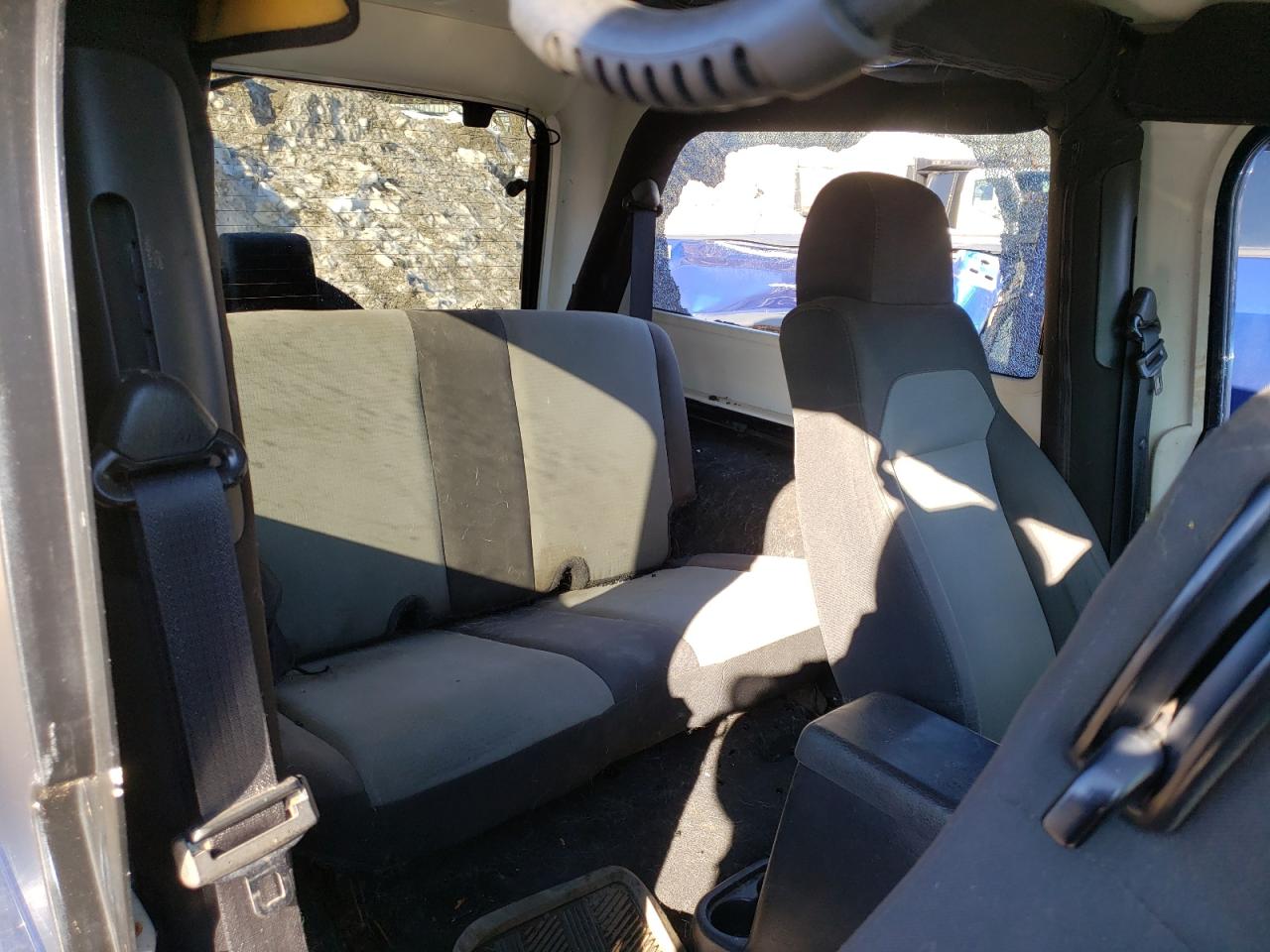 Photo 6 from auction – 2006 JEEP WRANGLER / with VIN 1J4FA44S56P711164