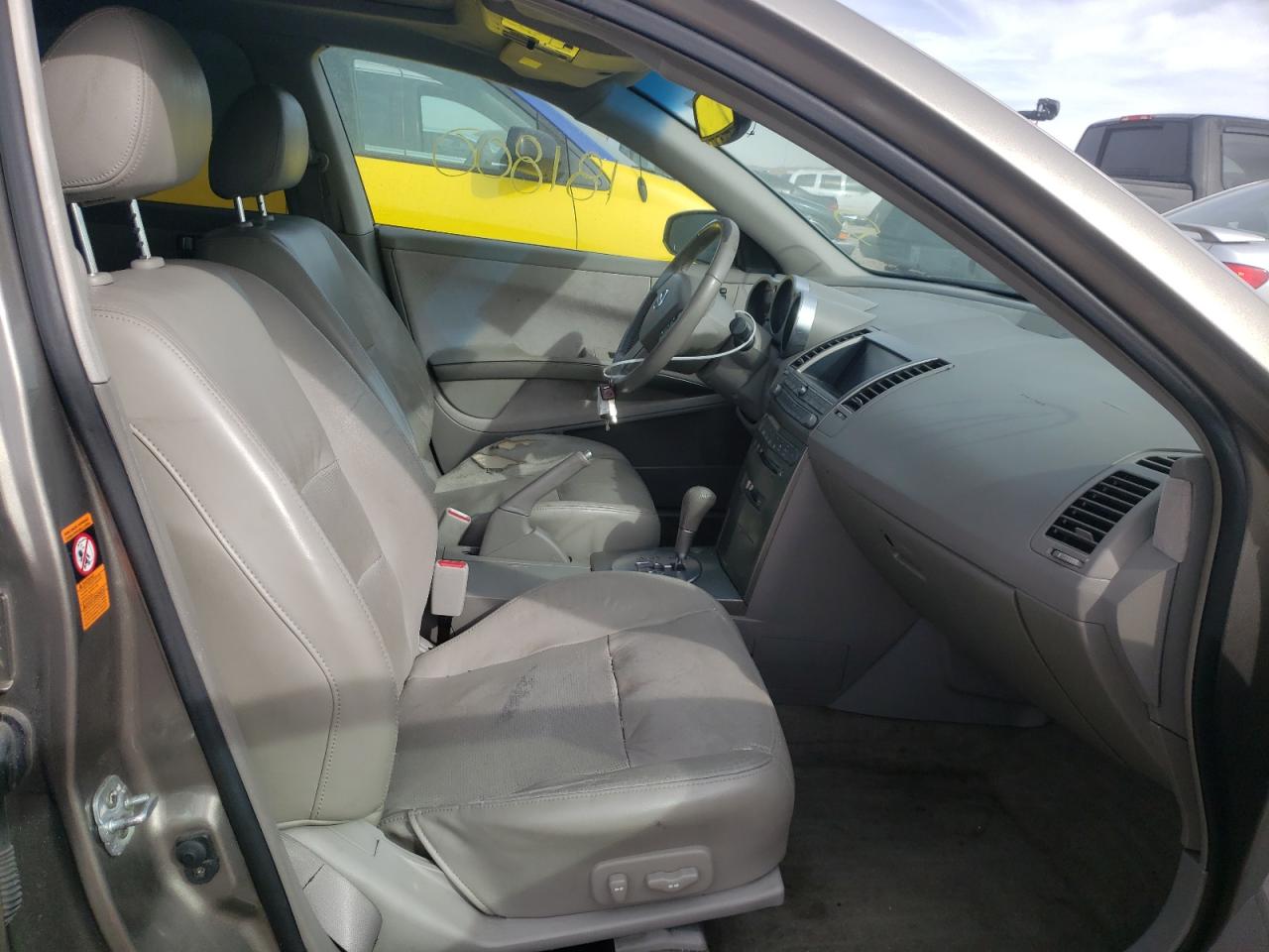 Photo 5 from auction – 2004 NISSAN MAXIMA SE with VIN 1N4BA41EX4C805473