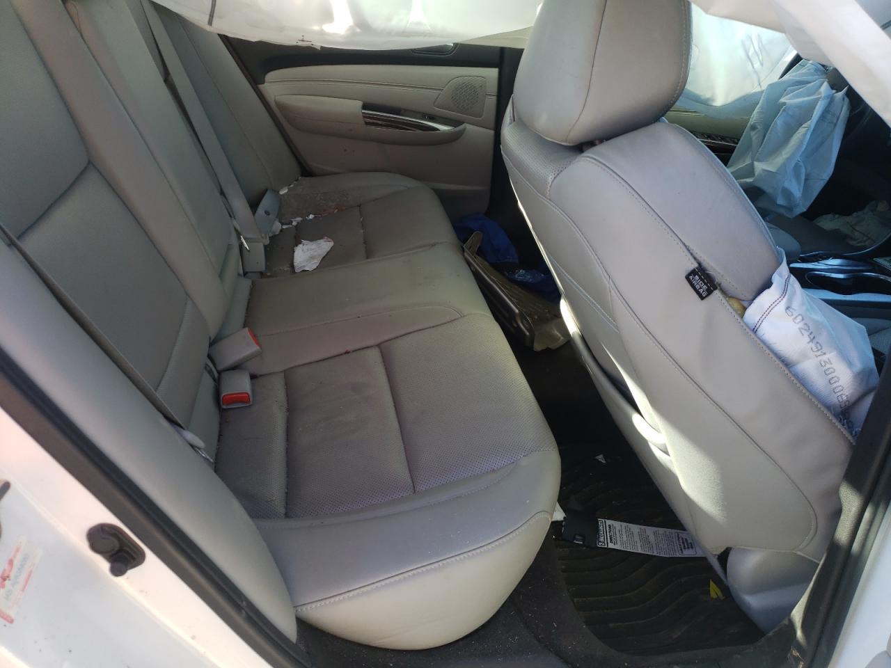 Foto 6 de la subasta – 2015 ACURA TLX TECH con VIN 19UUB2F51FA011572