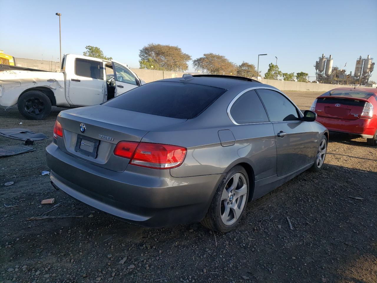 Photo 4 from auction – 2010 BMW 328 I SULE with VIN WBAWV1C52AP124205