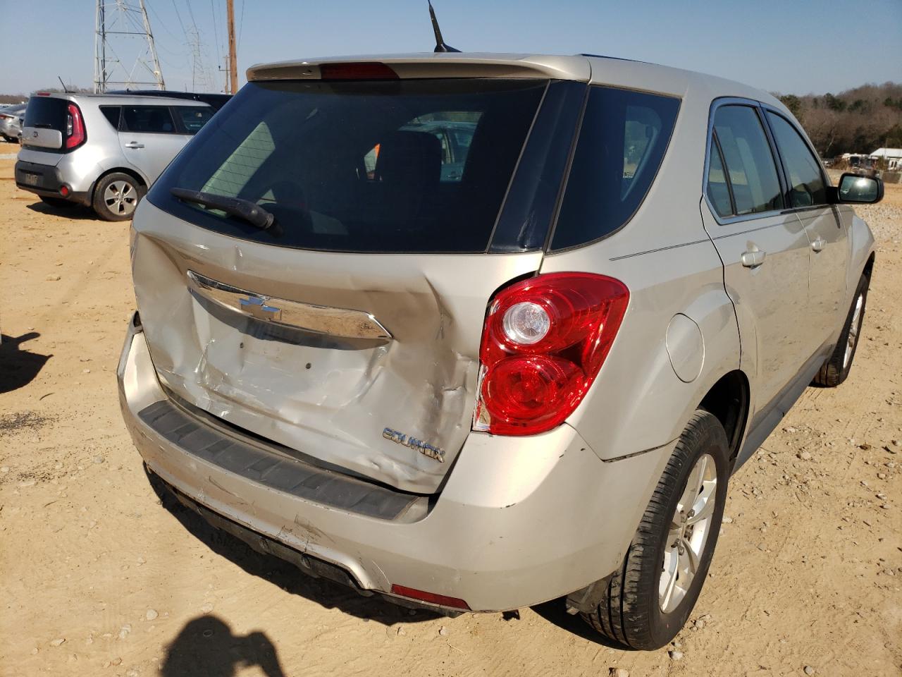 Photo 4 from auction – 2011 CHEVROLET EQUINOX LS with VIN 2CNALBEC3B6400943