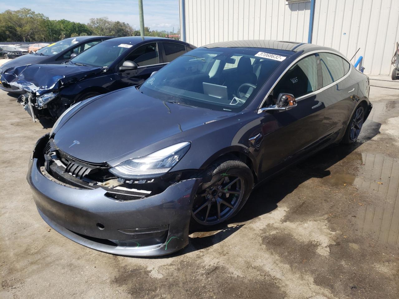Photo 2 from auction – 2020 TESLA MODEL 3 with VIN 5YJ3E1EA1LF657935