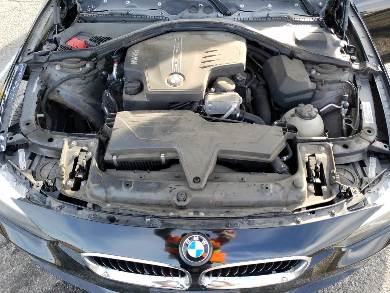 Photo 7 from auction – 2014 BMW 320 I with VIN WBA3B1G59ENN90852