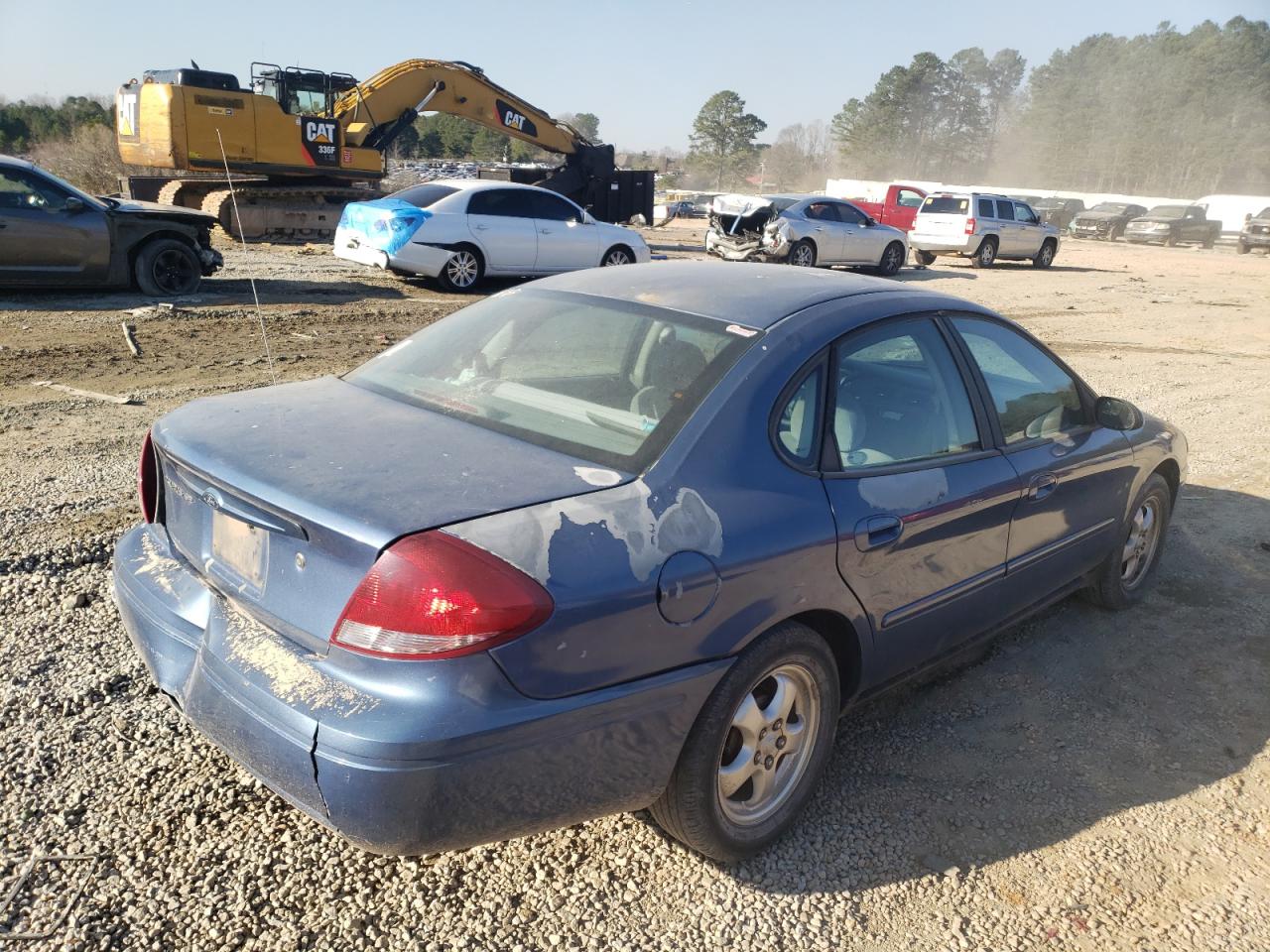 Photo 4 from auction – 2004 FORD TAURUS SE with VIN 1FAFP53284A183718