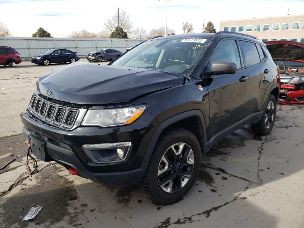 Photo 2 from auction – 2018 JEEP COMPASS TR with VIN 3C4NJDDB7JT192608